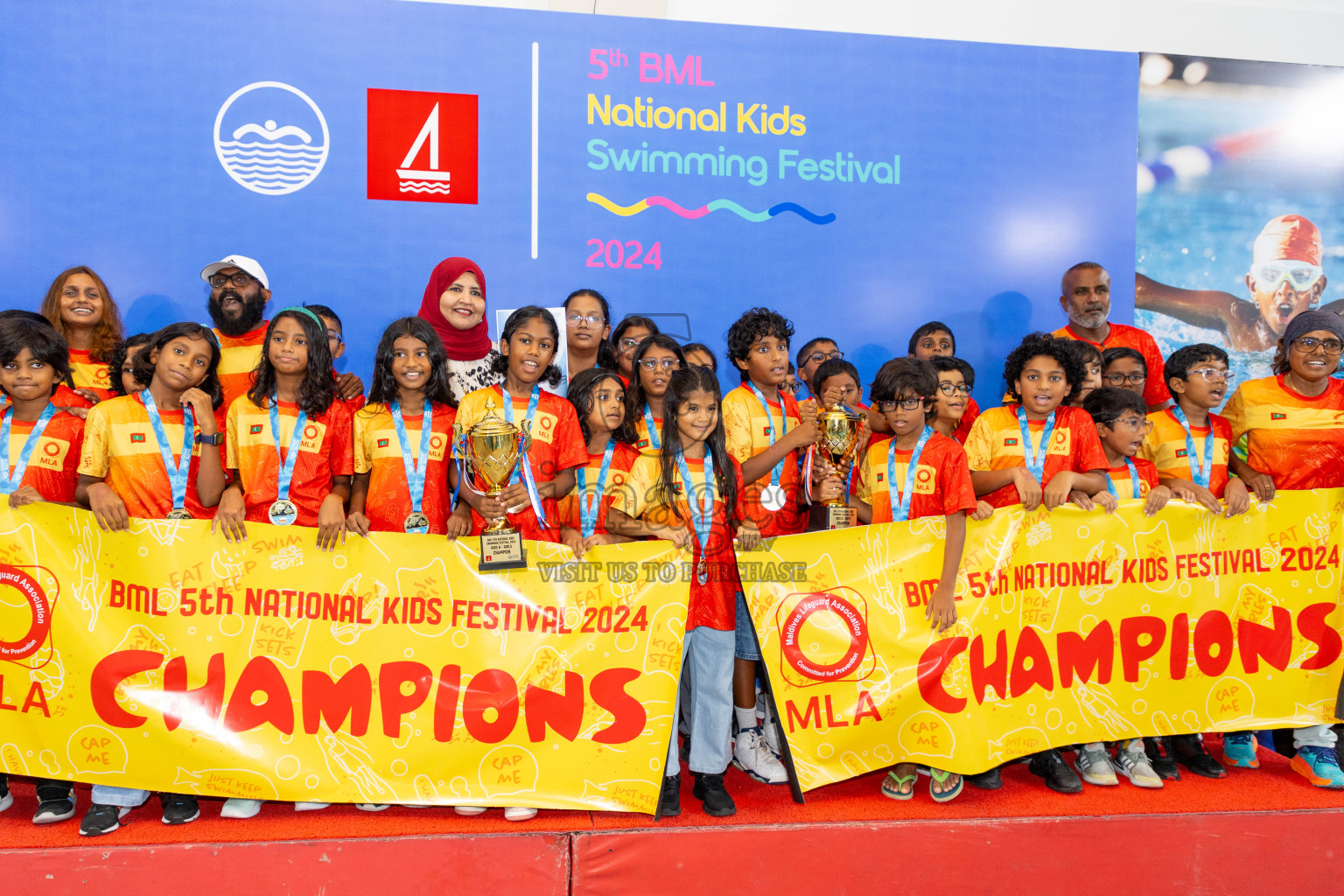 Closing of BML 5th National Swimming Kids Festival 2024 held in Hulhumale', Maldives on Saturday, 23rd November 2024.
Photos: Ismail Thoriq / images.mv