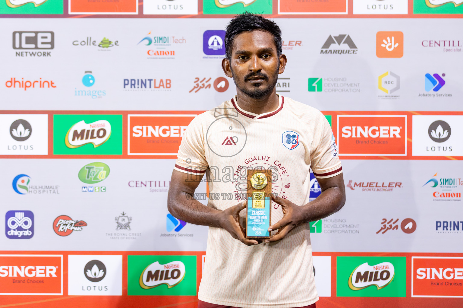 CLUB 220 vs HPSN in the Quarter Finals of Club Maldives Classic 2024 held in Rehendi Futsal Ground, Hulhumale', Maldives on Tuesday, 17th September 2024. 
Photos: Hassan Simah / images.mv