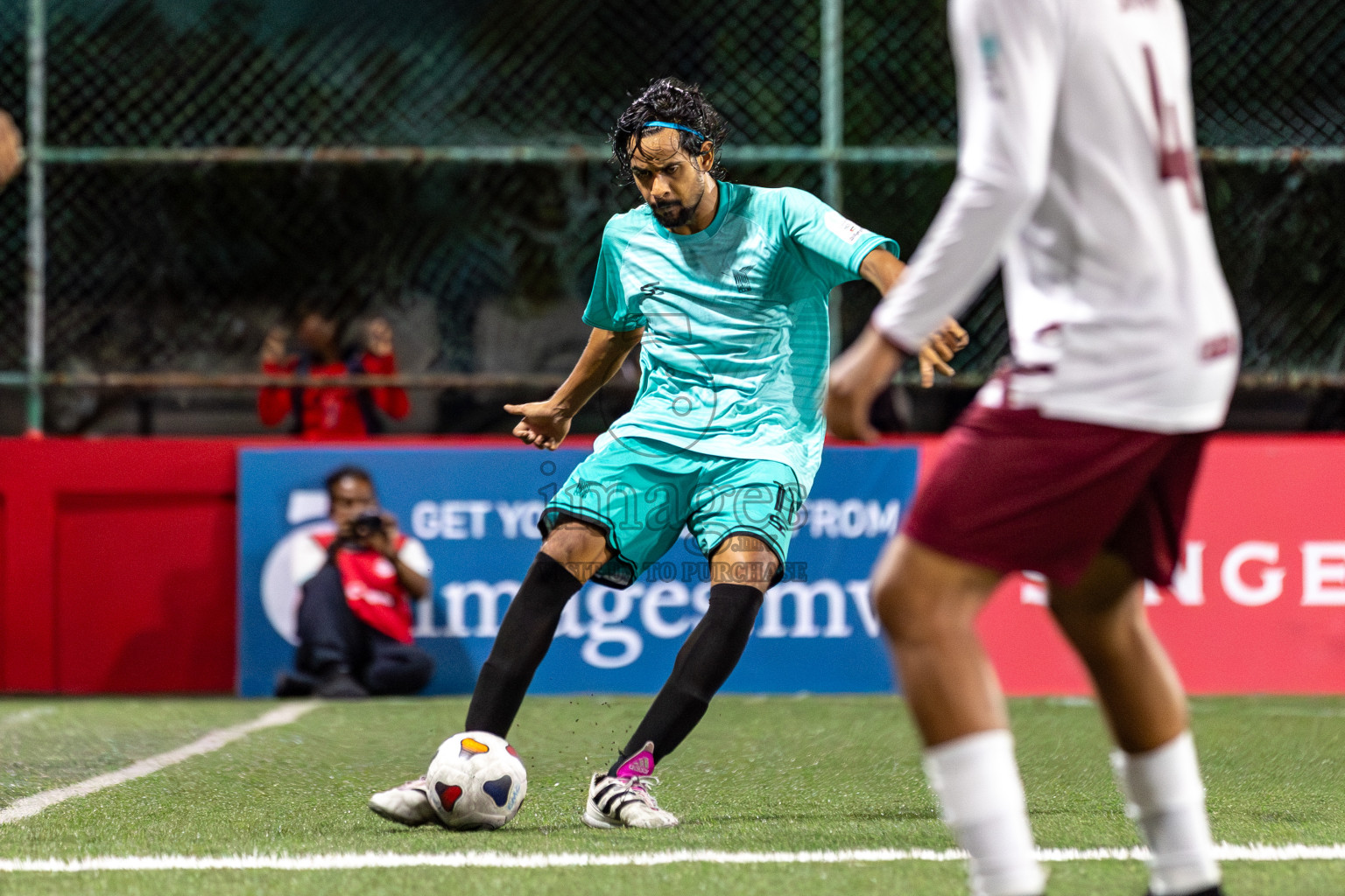 YOUTH RC vs CLUB BINARA in Club Maldives Classic 2024 held in Rehendi Futsal Ground, Hulhumale', Maldives on Tuesday, 10th September 2024. 
Photos: Mohamed Mahfooz Moosa / images.mv