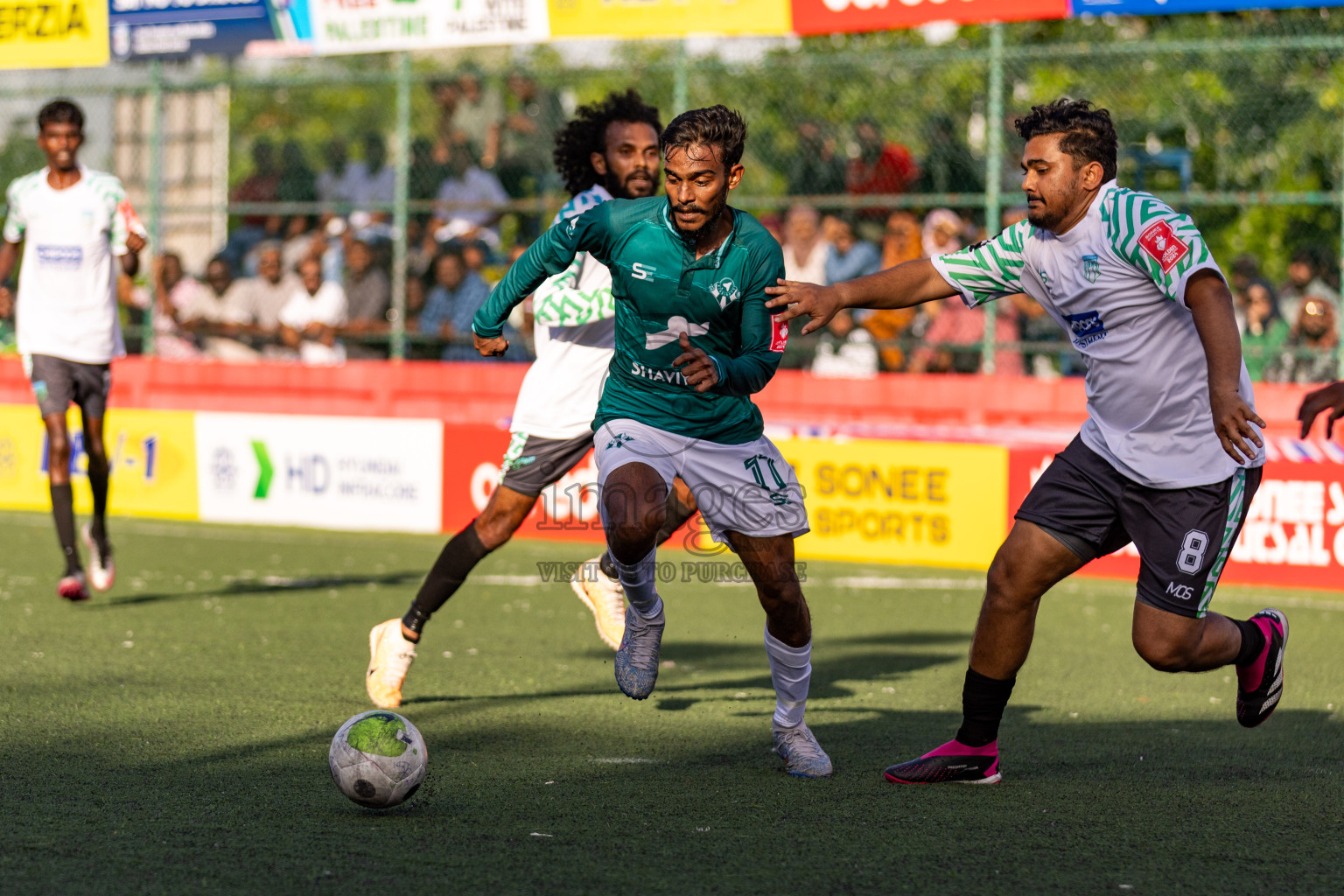 Th. Kinbidhoo vs Th. Vilufushi in Day 6 of Golden Futsal Challenge 2024 was held on Saturday, 20th January 2024, in Hulhumale', Maldives 
Photos: Hassan Simah / images.mv