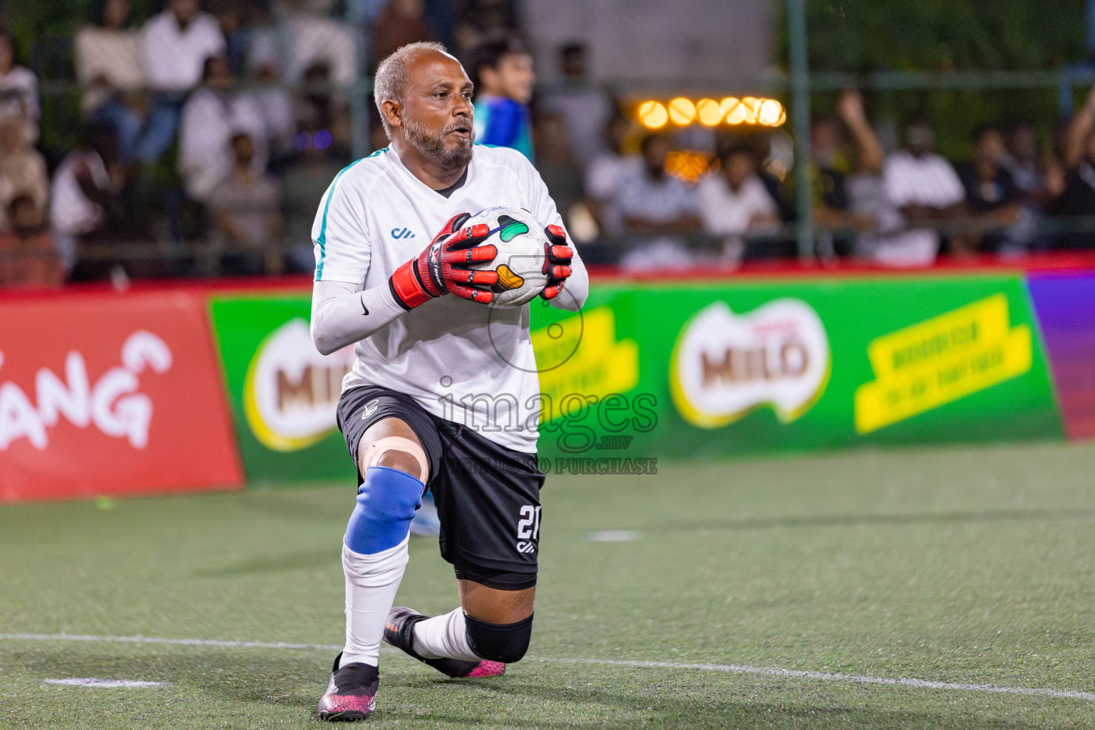 MMA SC vs POSC in the Quarter Finals of Club Maldives Classic 2024 held in Rehendi Futsal Ground, Hulhumale', Maldives on Tuesday, 17th September 2024. 
Photos: Hassan Simah / images.mv