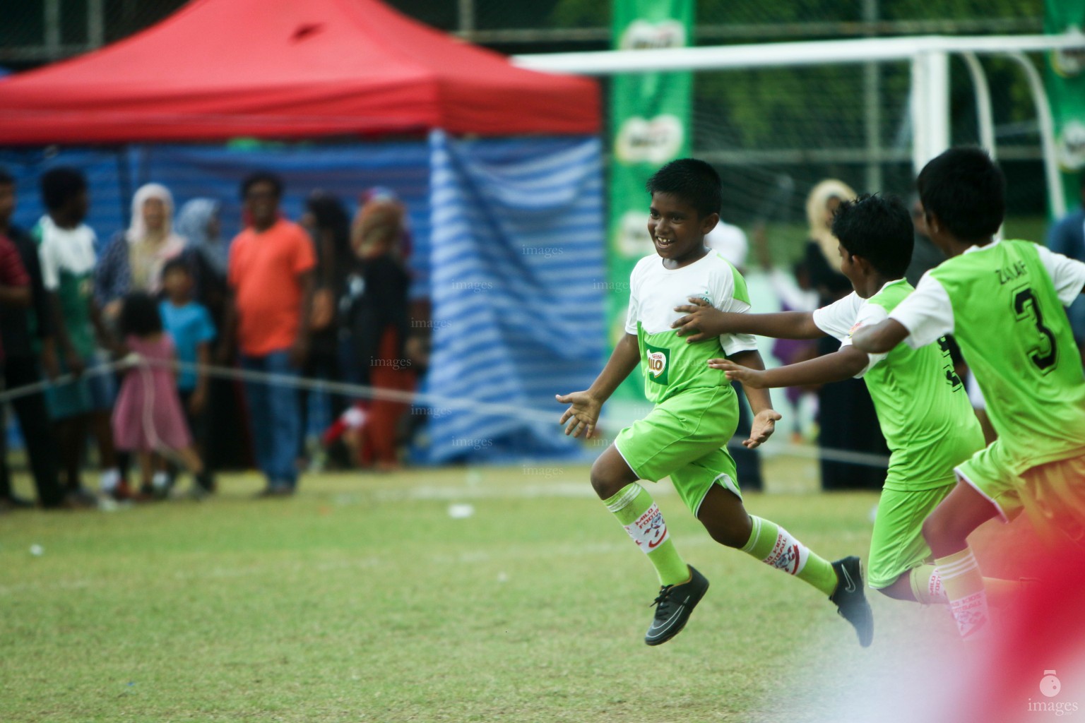 Day 2 of Milo Kids Football Fiesta in Henveiru Grounds  in Male', Maldives, Thursday, April. 08, 2016. (Images.mv Photo/Abdulla Abeedh).