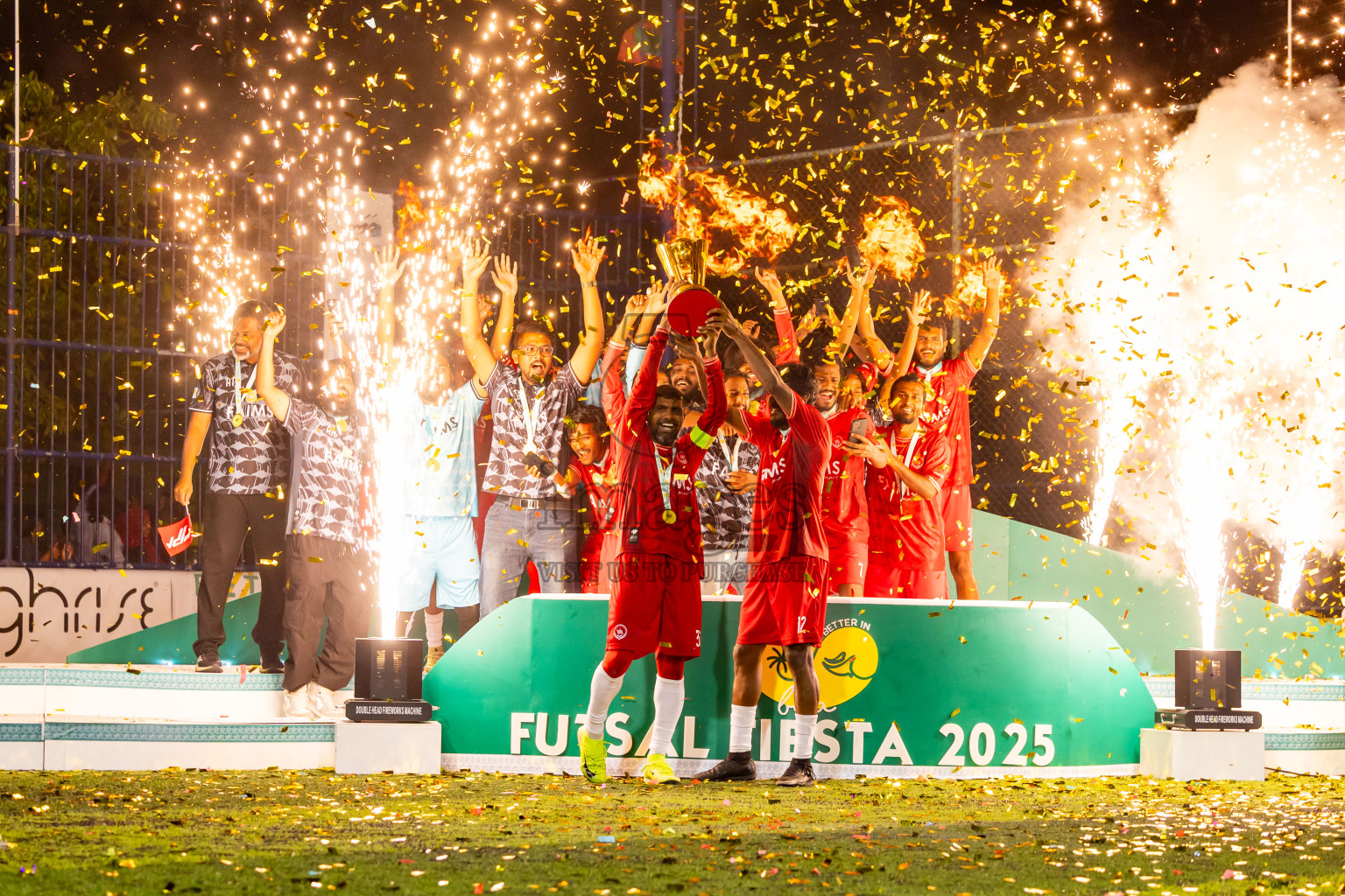Closing Ceremony of Better in Baa Futsal Fiesta 2025 held in B. Eydhafushi, Maldives on Monday, 17th November 2025. Photos: Nausham Waheed / images.mv