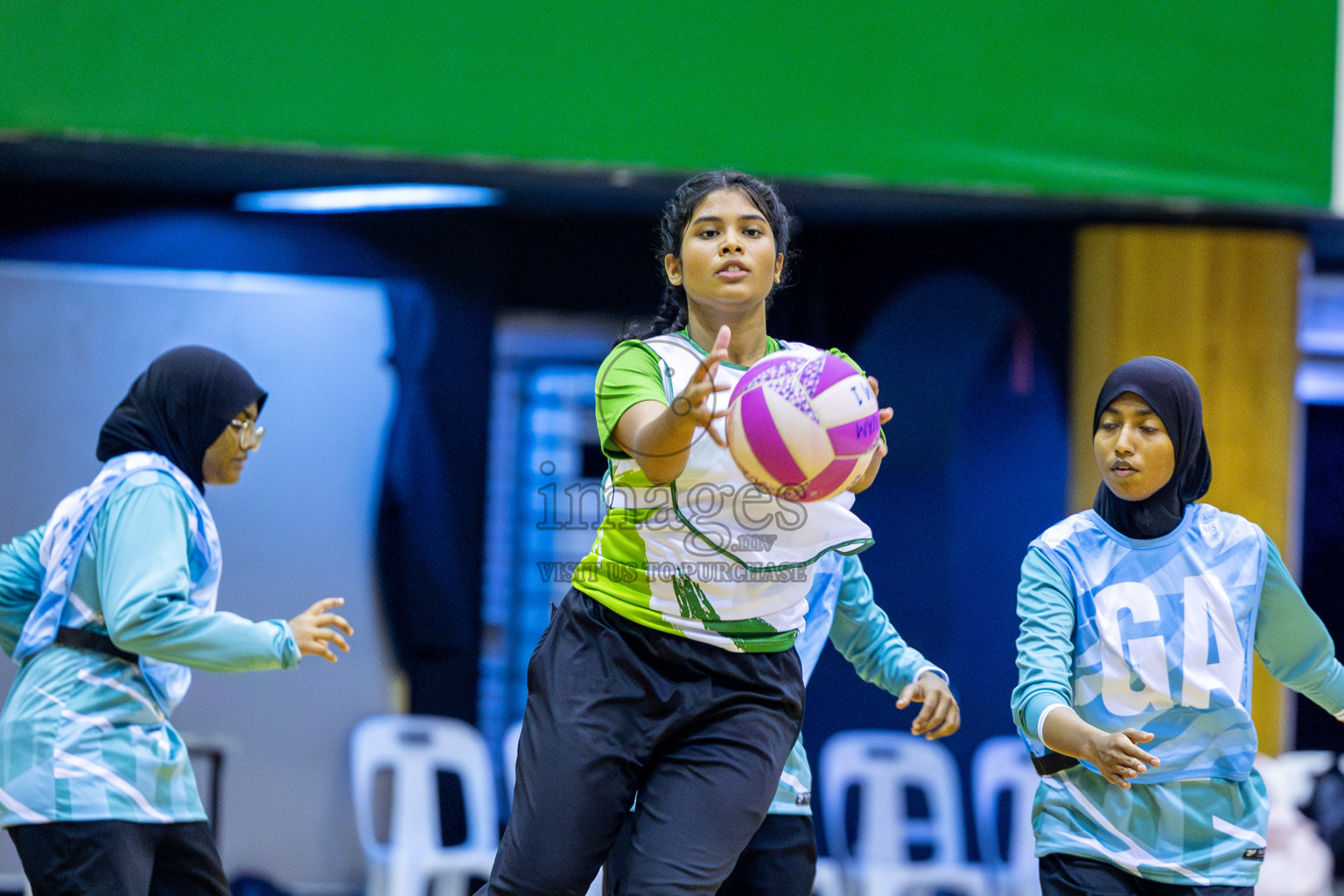 Day 3 of Inter-School Netball Tournament 2025 was held in Social Center Indoor Hall on Monday, 20th October 2025. Photos: Ismail Thoriq / images.mv