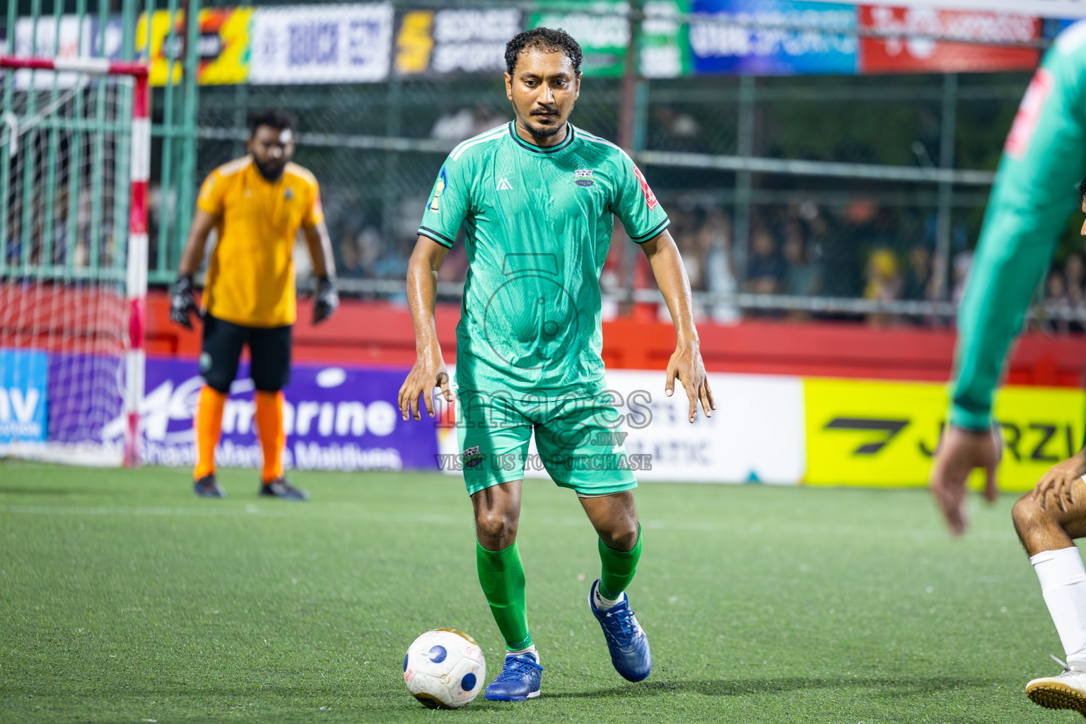 GA Dhaandhoo vs GA Gemanafushi in Day 14 of Golden Futsal Challenge 2025 was held on Saturday, 18th January 2025, in Hulhumale', Maldives. Photos: Ismail Thoriq / images.mv