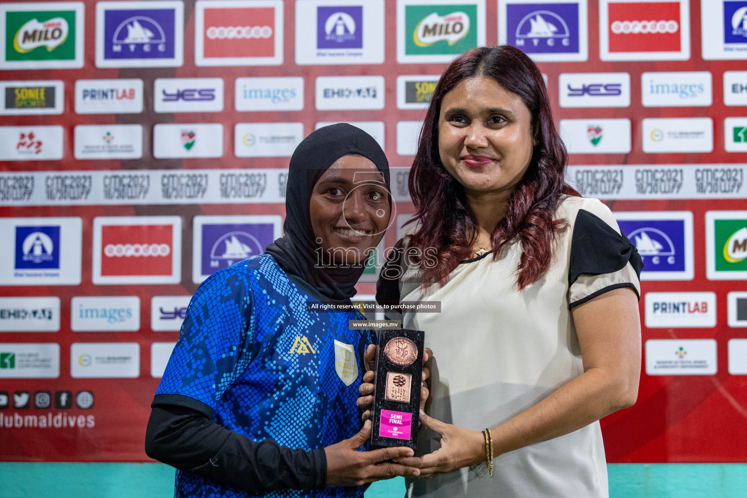 MPL vs Police Club in the Semi Finals of 18/30 Women's Futsal Fiesta 2021 held in Hulhumale, Maldives on 14th December 2021. Photos: Ismail Thoriq / images.mv