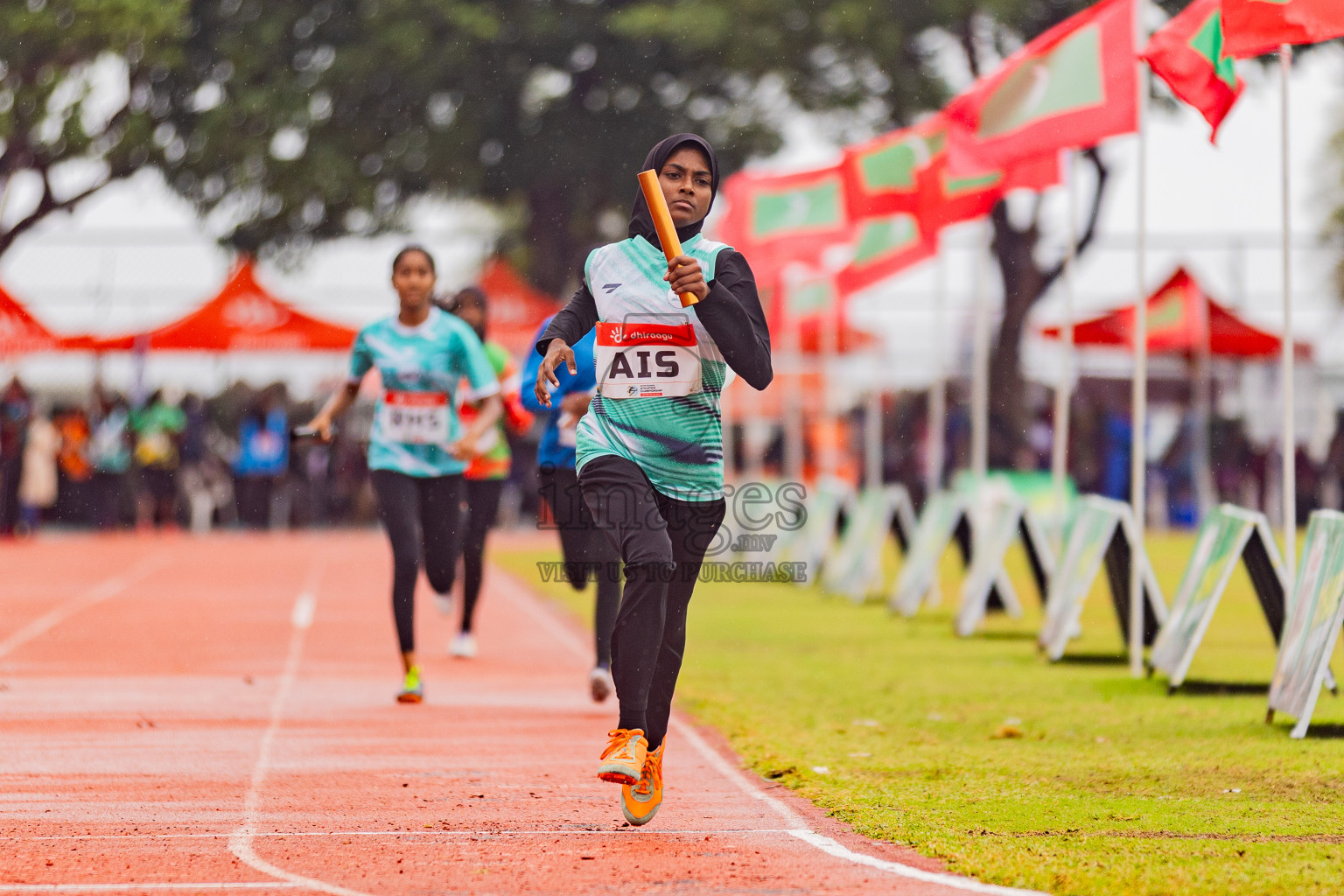 Day 6 of Inter-school Athletics Championship 2025 held in Ekuveni Synthetic Track, Male', Maldives on Sunday, 12th October 2025. Photos by: Areef Adam / Images.mv