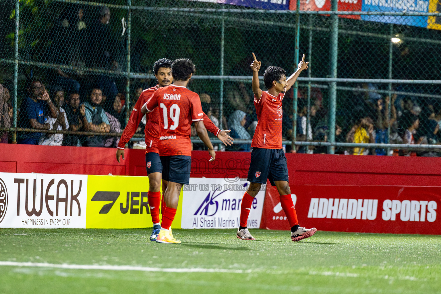 AA. Thoddoo VS ADh. Mahibadhoo in zone round on Day 32 of Golden Futsal Challenge 2025 was held on Wednesday , 5th February 2025, in Hulhumale', Maldives. 
Photos: Hassan Simah / images.mv