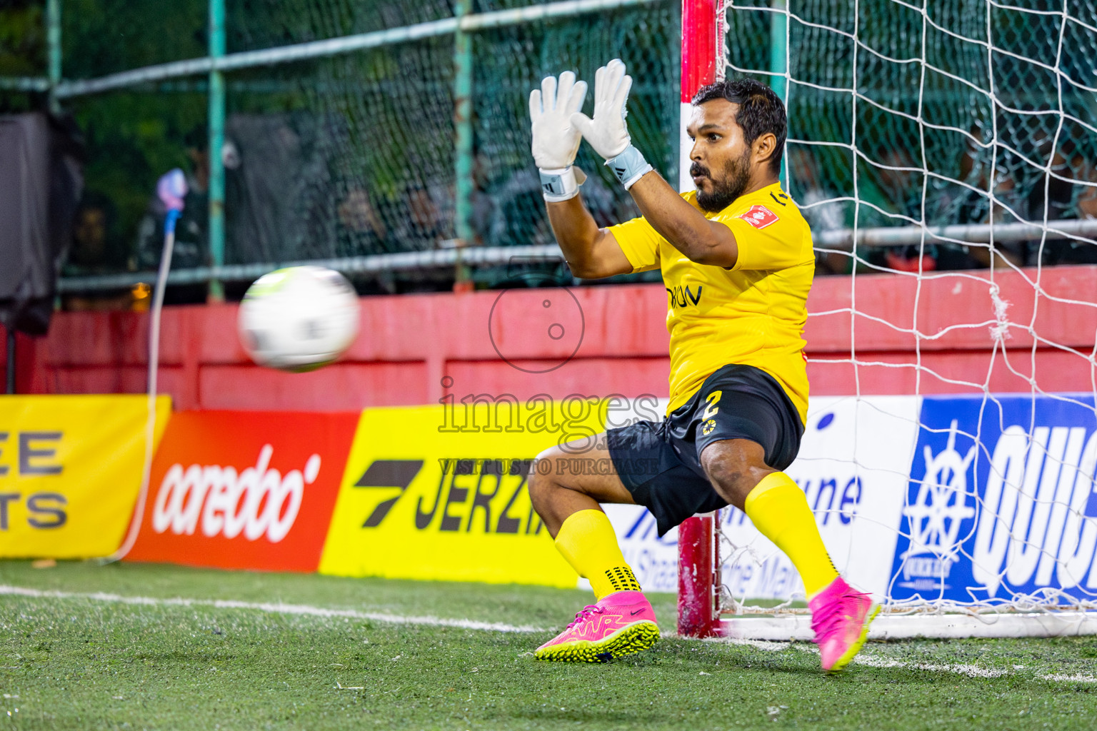 Maafannu VS B. Eydhafushi in Round of 16 on Day 40 of Golden Futsal Challenge 2024 which was held on Tuesday, 27th February 2024, in Hulhumale', Maldives Photos: Hassan Simah / images.mv