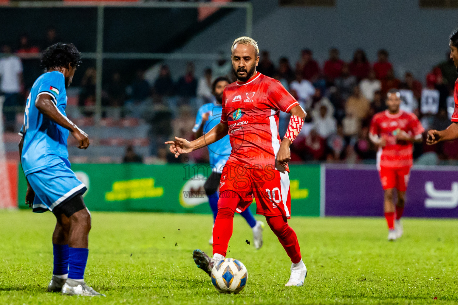 Addu City vs R Alifushi in Semi Finals of Gold Cup 2024 held at National Football Stadium on Saturday, 21st December 2024. Photos: Nausham Waheed / Images.mv