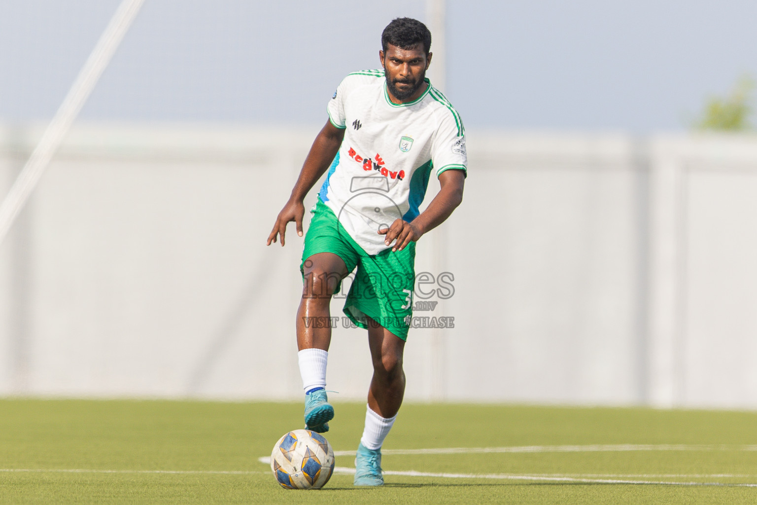 Huss Songun FT VS Aajeelakah Eydhafushi FT in Day 4 of Eydhafushi Cup 2025 held in Eydhafushi Football Stadium at B. Eydhafushi, Maldives on Monday, 8th September 2025. Photos: Arif Rasheed / images.mv