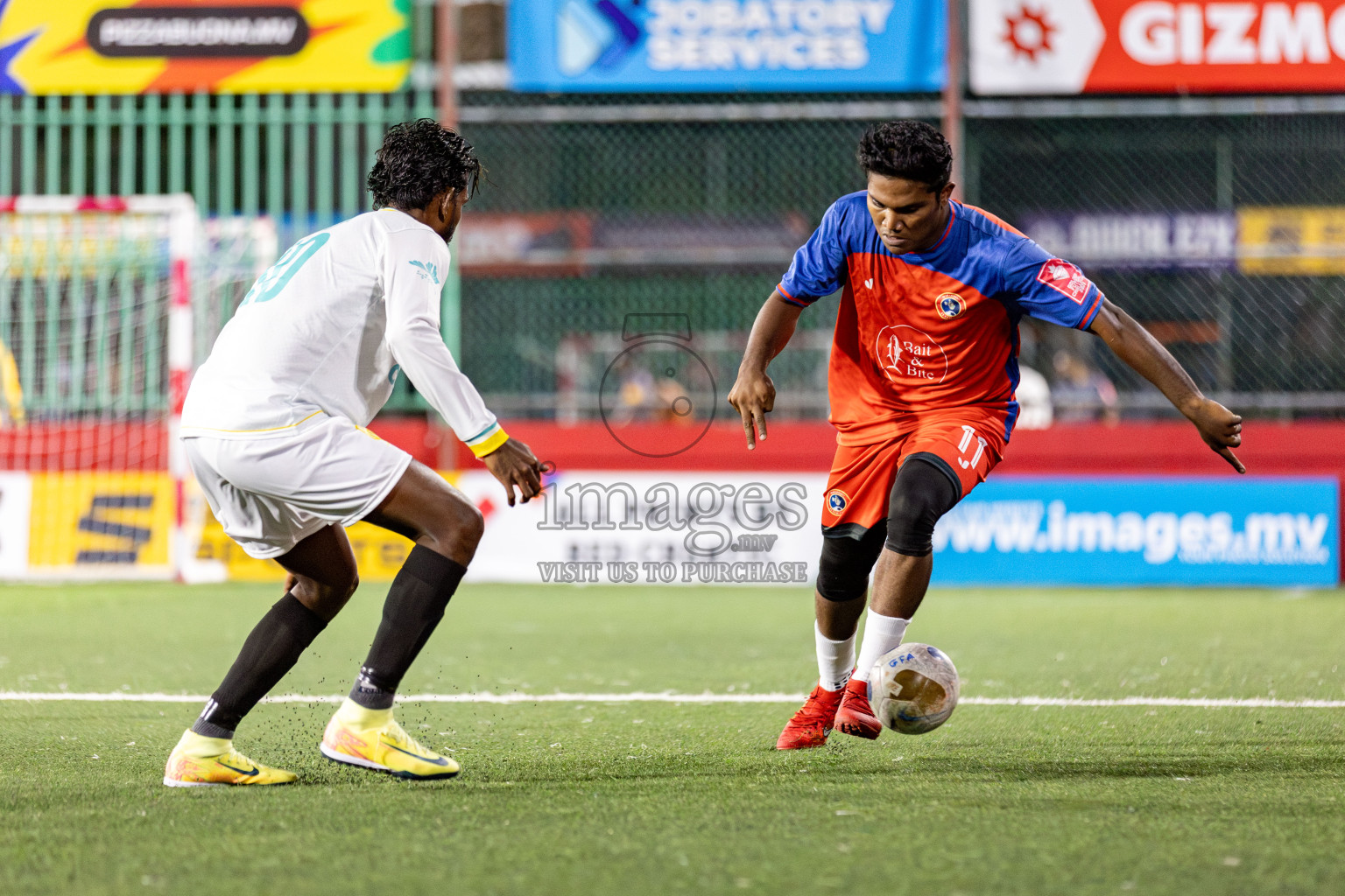 S Maradhoo vs S Meedhoo in Day 12 of Golden Futsal Challenge 2025 was held on Thursday, 16th January 2025, in Hulhumale', Maldives.
Photos: Hassan Simah / images.mv