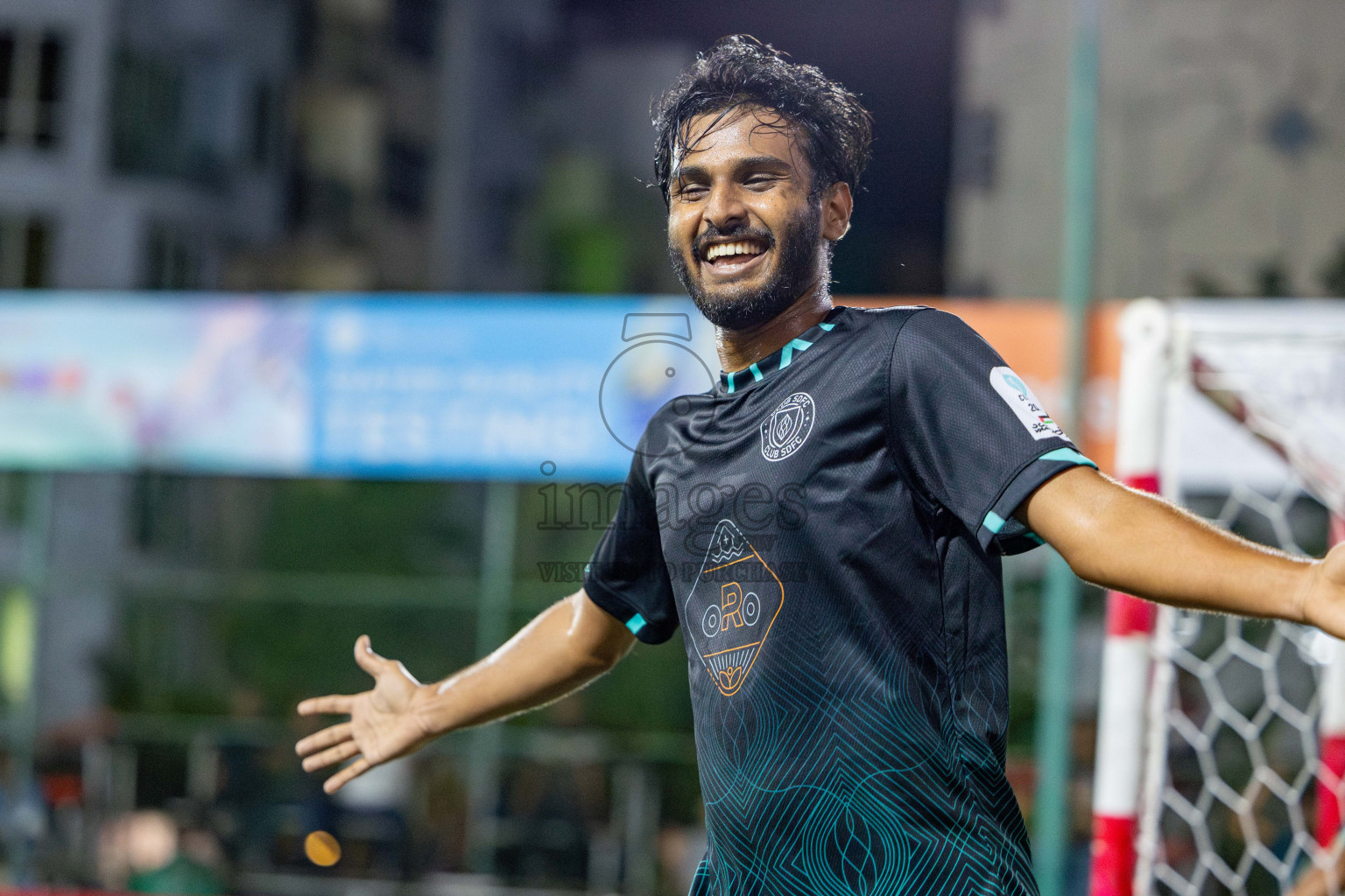 KHAARIJEE VS SDFC in Club Maldives Classic 2024 held in Rehendi Futsal Ground, Hulhumale', Maldives on Friday, 6th September 2024. 
Photos: Hassan Simah / images.mv