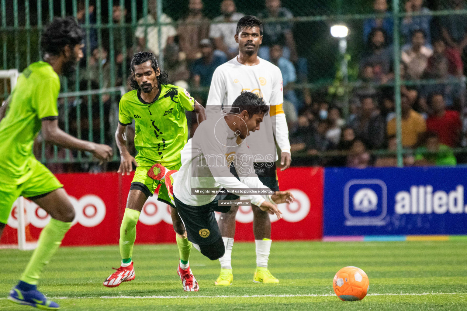 Team FSM Vs Prisons Club in the Semi Finals of Club Maldives 2021 held in Hulhumale, Maldives on 15 December 2021. Photos: Shuu Abdul Sattar / images.mv