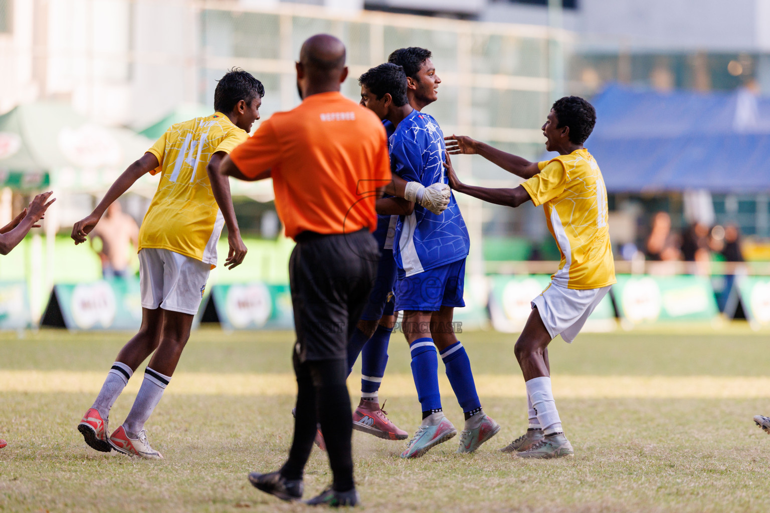 Day 4 of MILO Academy Championship 2025 (U14) was held on Sunday, 2nd November 2025 at Henveiru Football Grounds, Male', Maldives . 
Photos: Hassan Simah / images.mv