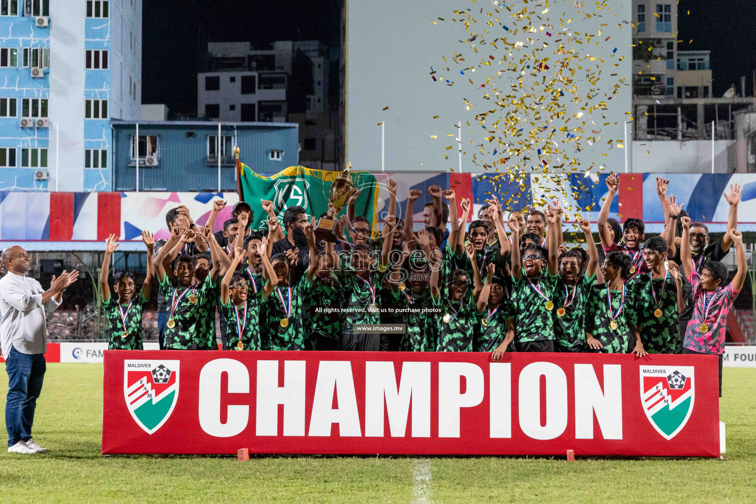 Kalaafaanu School vs Ahmadhiyya International School in the Final of FAM U13 Inter School Football Tournament 2022/23 was held in National Football Stadium on Sunday, 11th June 2023.  Photos: Ismail Thoriq / images.mv