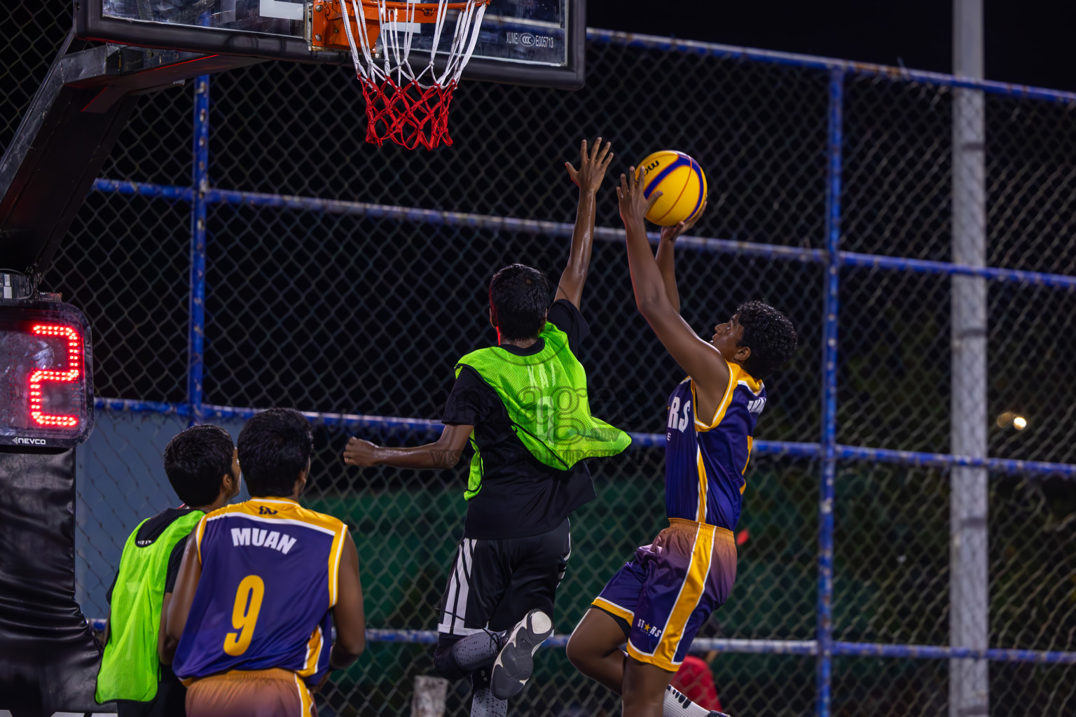 Day 1 of MILO Ramadan 3x3 Challenge 2024 was held in Ekuveni Outdoor Basketball Court at Male', Maldives on Tuesday, 12th March 2024. 
Photos: Ismail Thoriq / images.mv