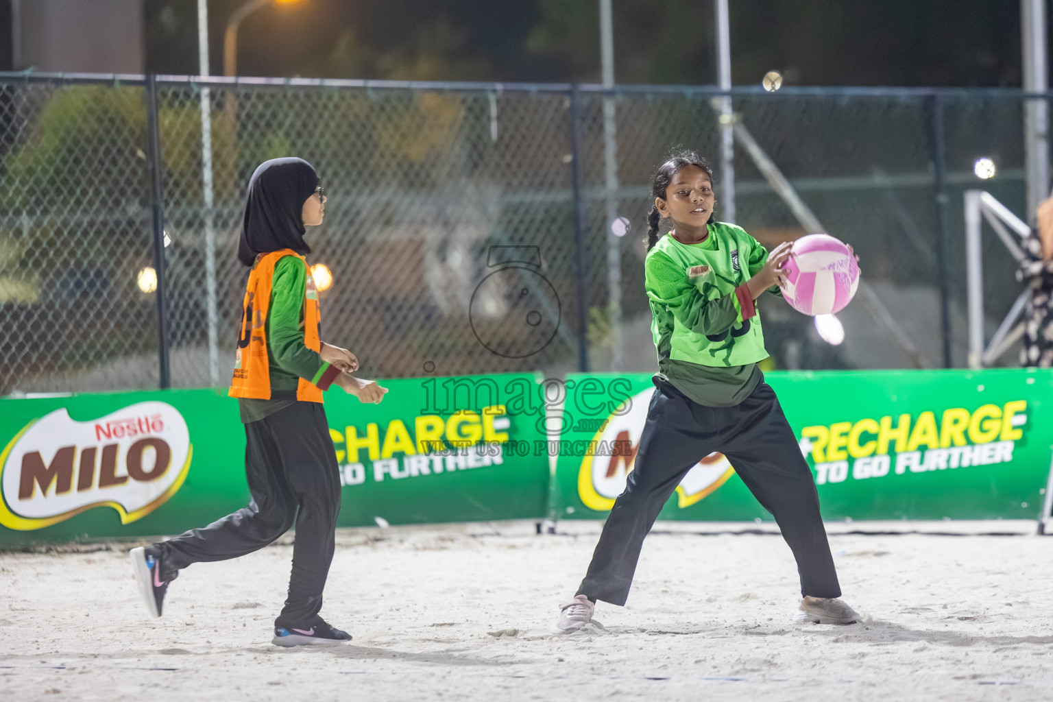 Day 1 of MILO Netball Fest 2025 was held in Cental Park, Hulhumale', Maldives on Thursday, 20th November 2025. 

Photos: Hassan Simah / images.mv