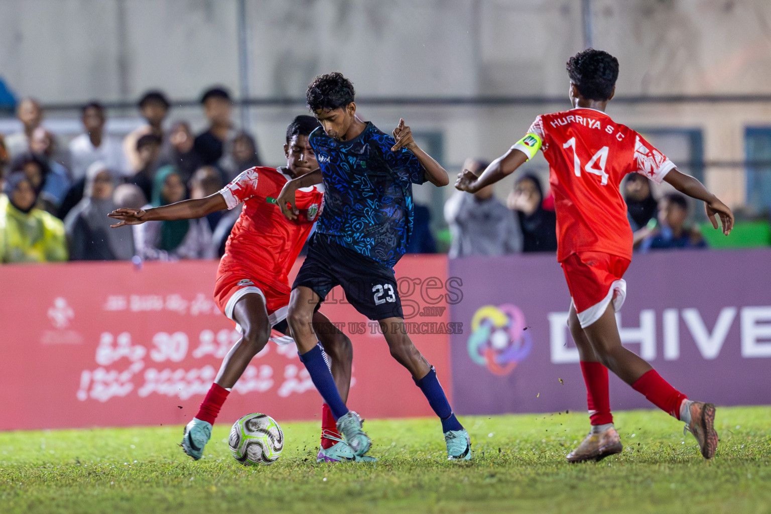 SUS vs Huriyya (U14) in Dhivehi Youth League 2024 - Day 2. Matches held at Henveiru Stadium on 22nd November 2024 , Friday. Photos: Shuu Abdul Sattar/ Images.mv