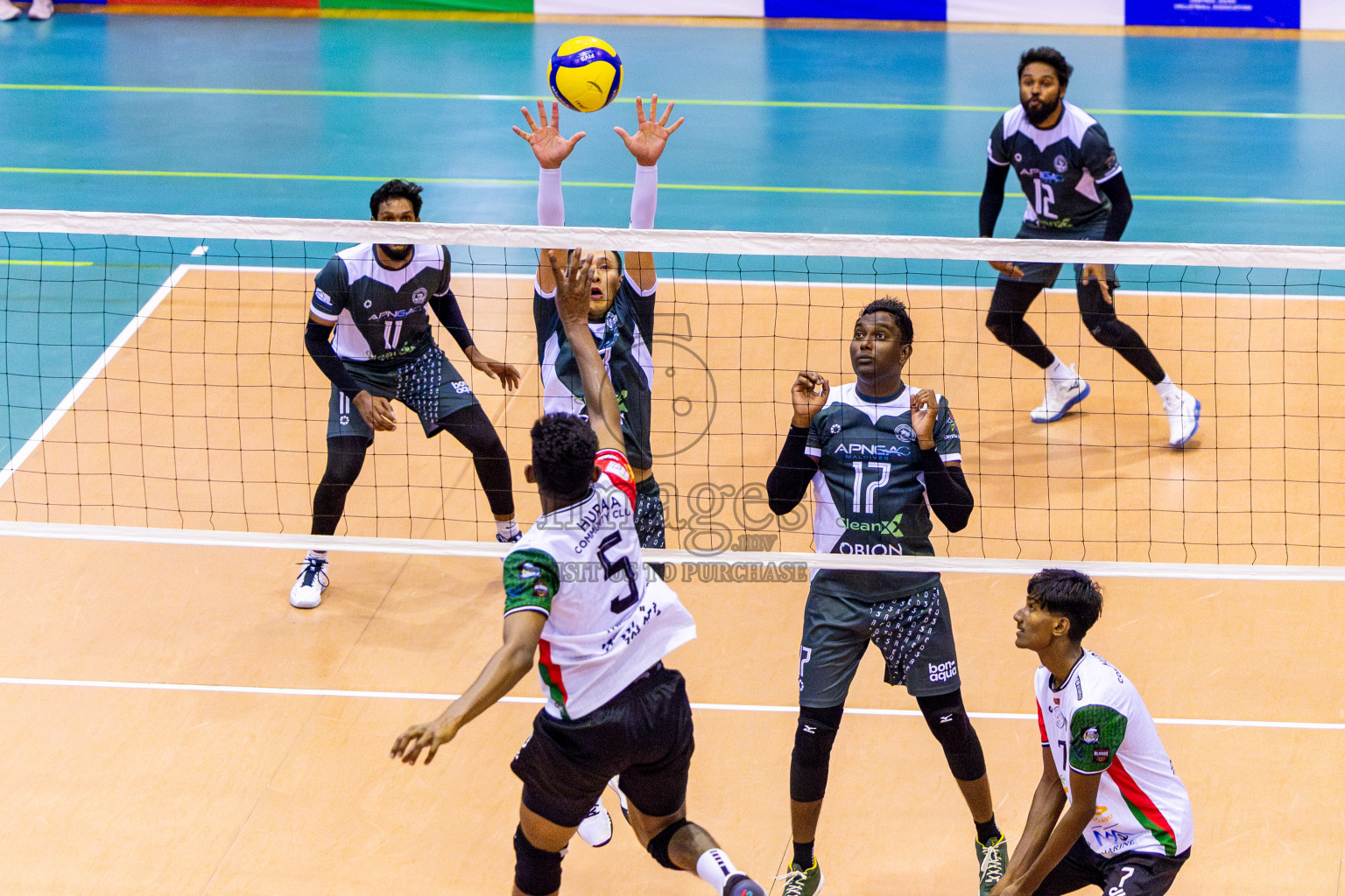 Dhivehi Sifainge Club vs Club HDC in the Final of MILO VAM Cup 2025 held in Male', Maldives on Wednesday, 2nd July 2025 at Social Center Indoor Hall Photos By: Nausham Waheed / images.mv