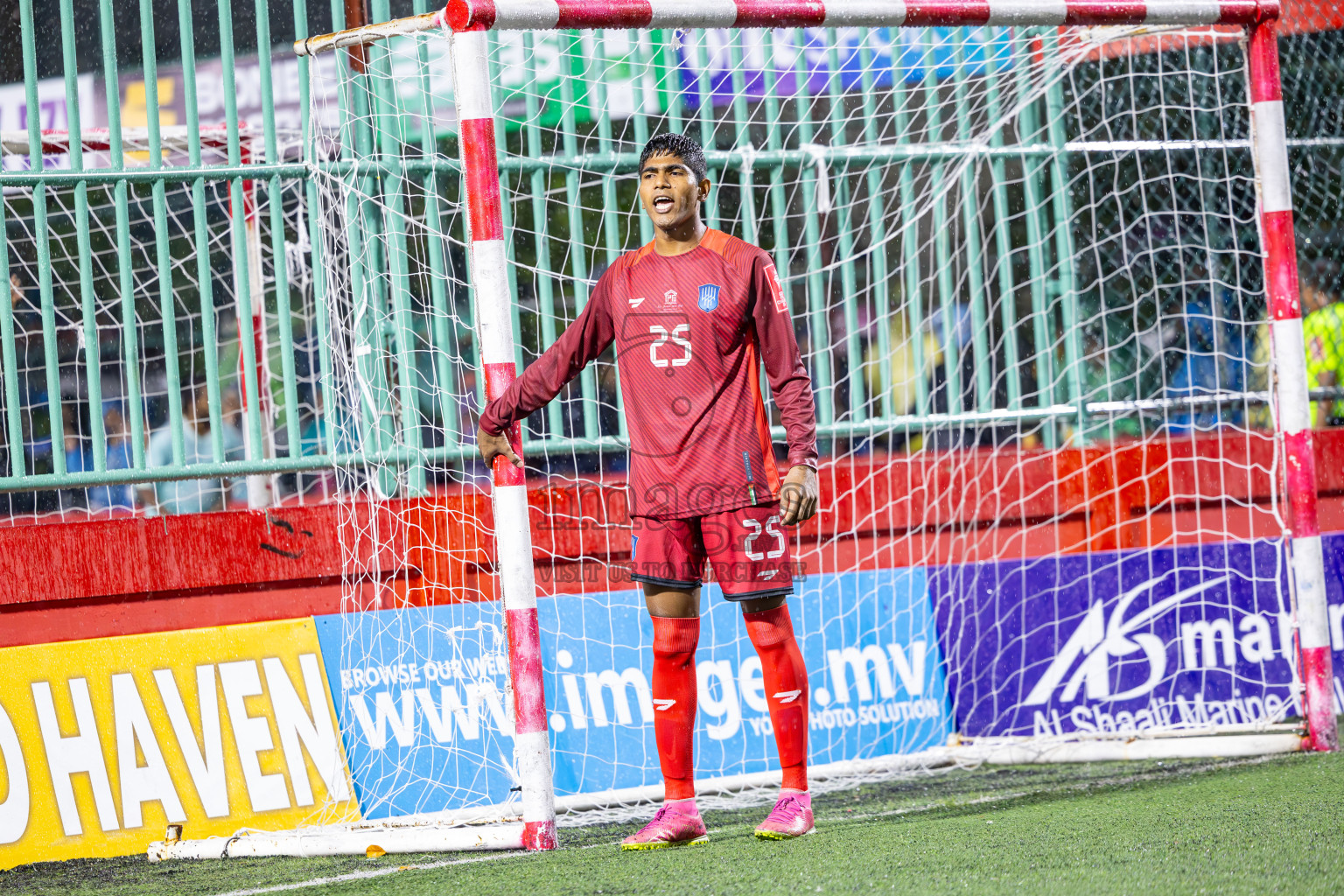 Lh Naifaru vs Lh Kurendhoo on Day 22 of Golden Futsal Challenge 2025 was held on Sunday , 26th January 2025, in Hulhumale', Maldives.
Photos: Ismail Thoriq / images.mv