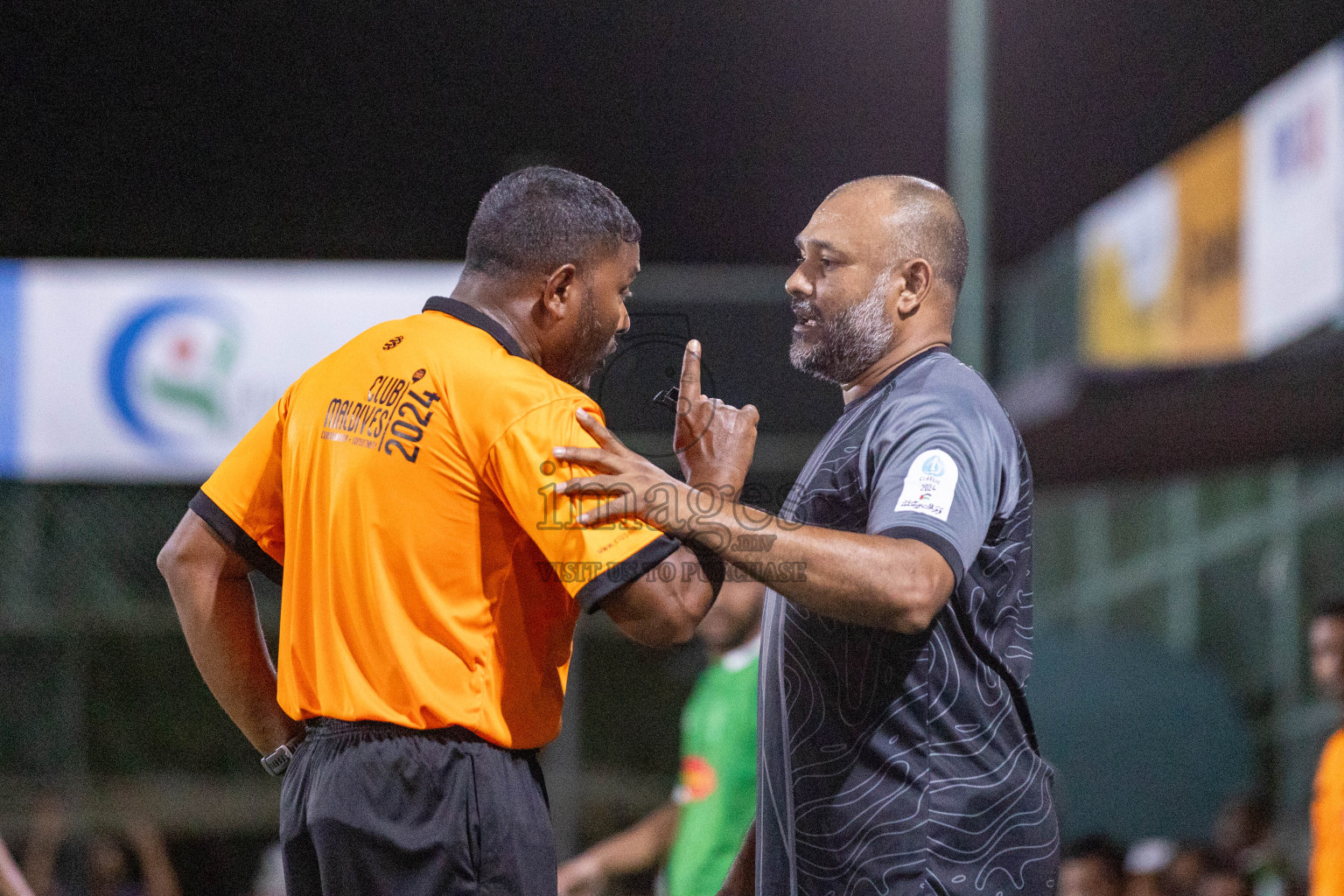 KHAARIJEE VS AGRI RC in Club Maldives Classic 2024 held in Rehendi Futsal Ground, Hulhumale', Maldives on Monday, 9th September 2024. 
Photos: Mohamed Mahfooz Moosa / images.mv