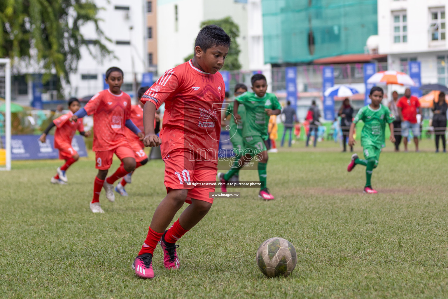 Day 2 of Nestle kids football fiesta, held in Henveyru Football Stadium, Male', Maldives on Thursday, 12th October 2023 Photos: Shuu Abdul Sattar / mages.mv