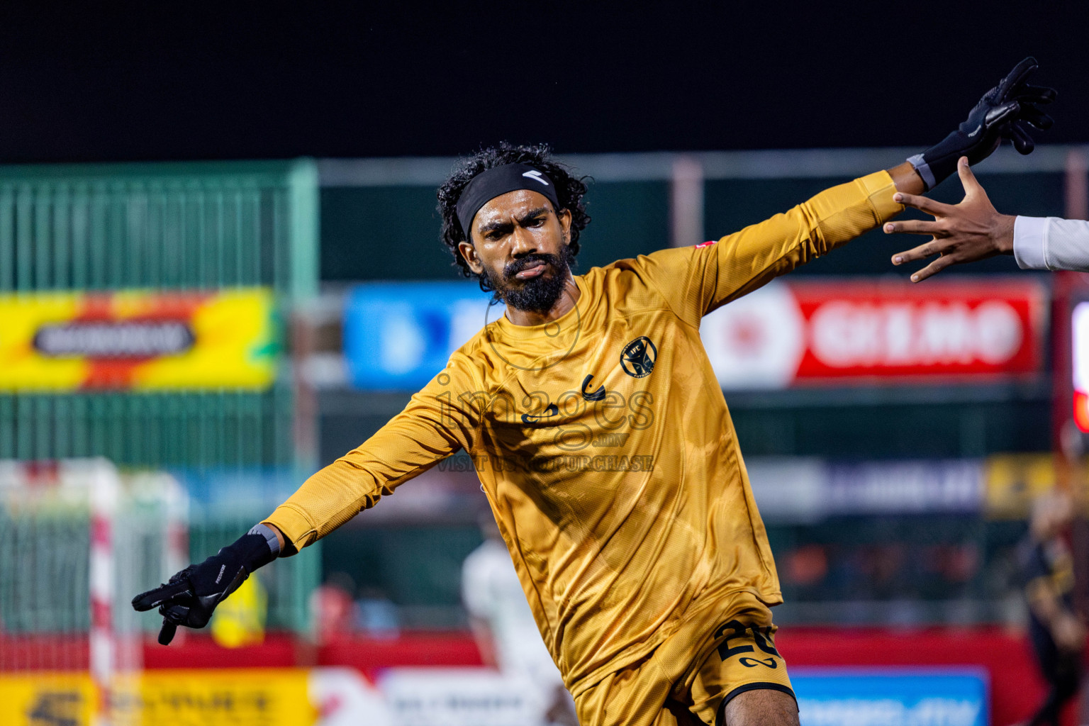 HA Utheem VS HA Ihavandhoo in Day 9 of Golden Futsal Challenge 2025 was held on Monday, 13th January 2025, in Hulhumale', Maldives Photos: Nausham Waheed , Ismail Thoriq / images.mv