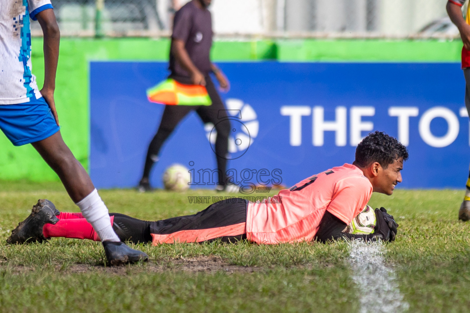 Club Eagles vs Super United Sports  in Day 12 of Dhivehi Youth League 2024 held at Henveiru Stadium on Wednesday , 18th December 2024. Photos: Shuu Abdul Sattar