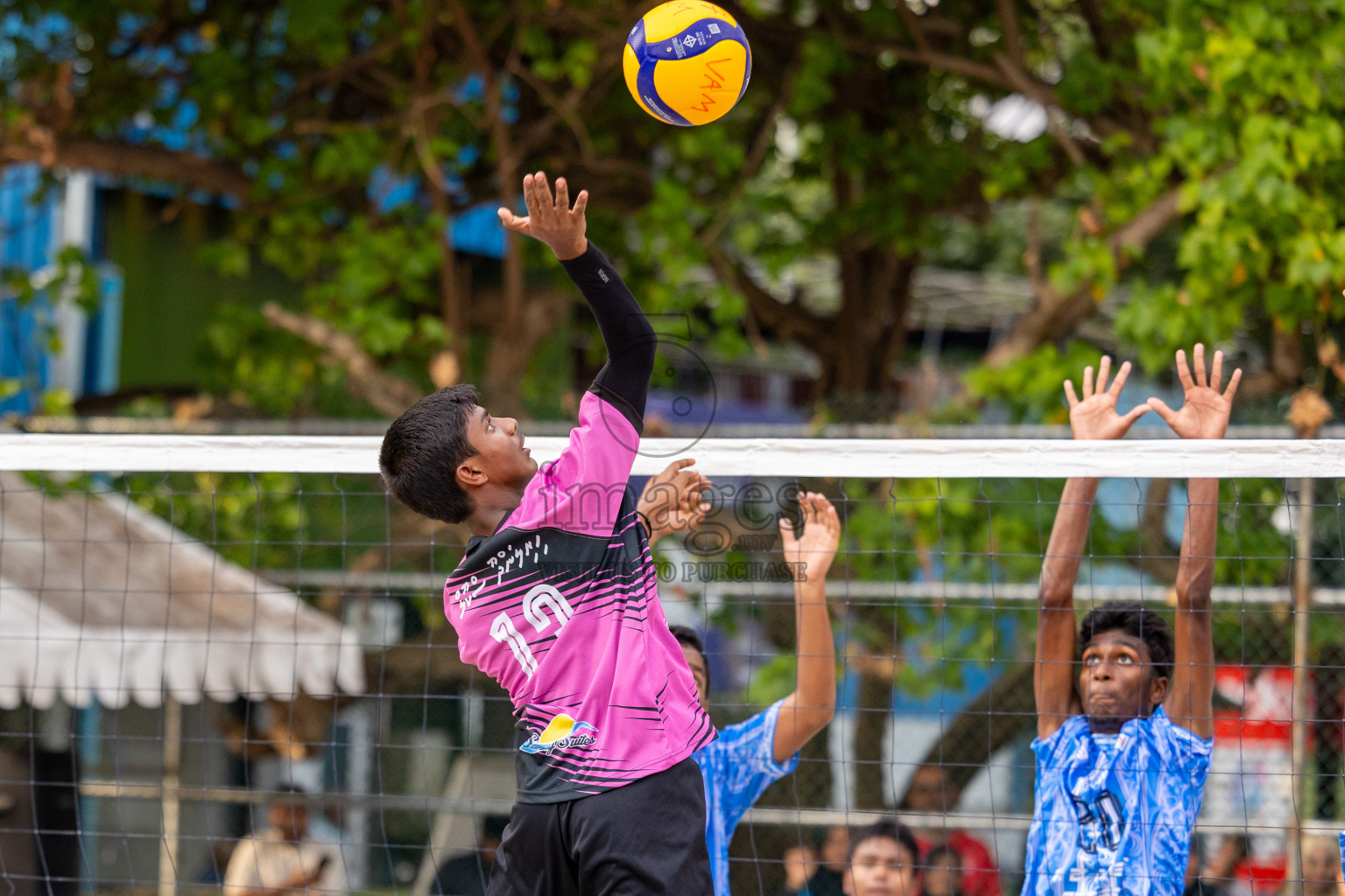 Day 11 of Interschool Volleyball Tournament 2024 was held in Ekuveni Volleyball Court at Male', Maldives on Monday, 2nd December 2024.
Photos: Ismail Thoriq / images.mv