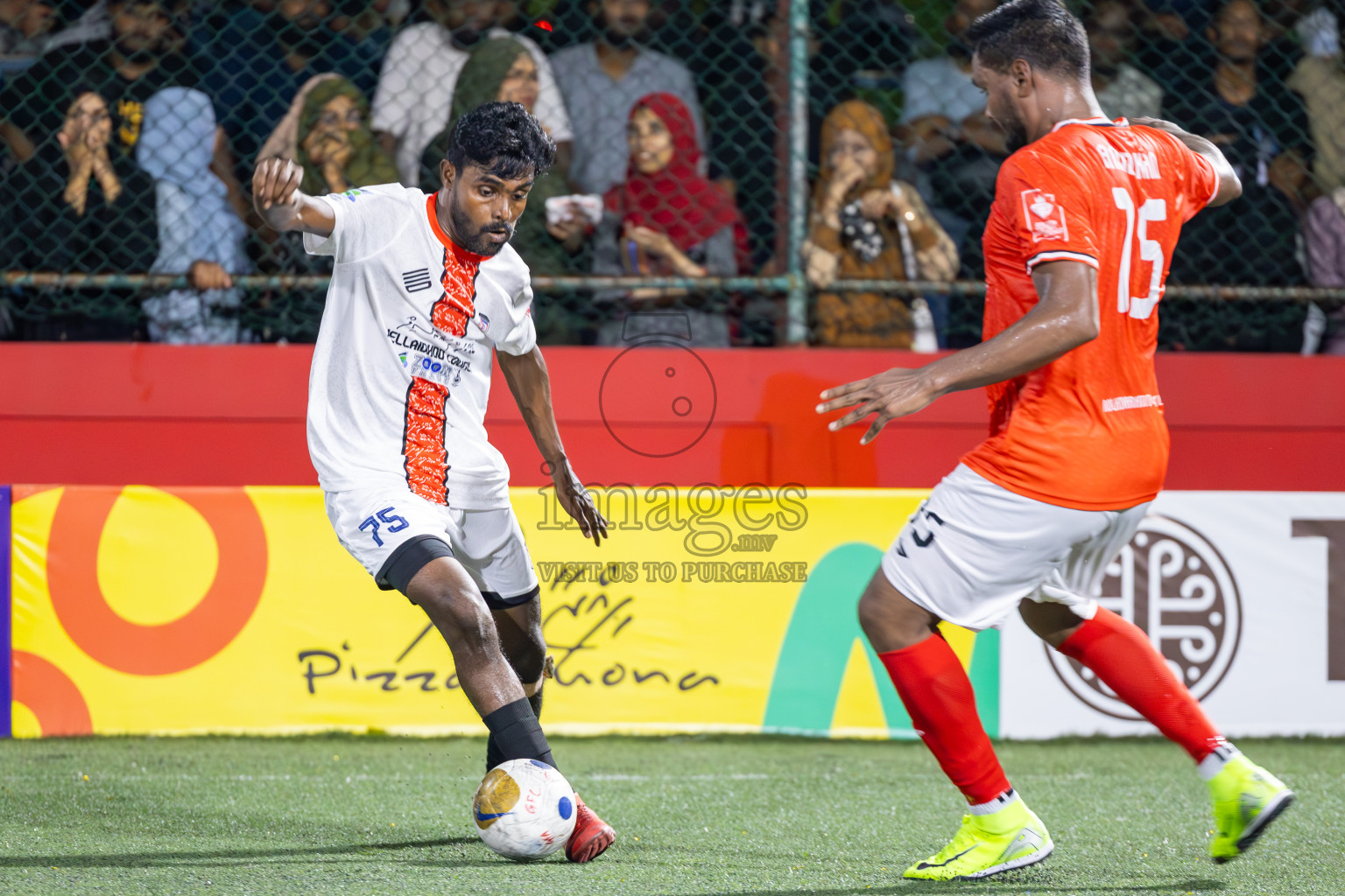 HDh Nolhivaran vs HDh Nellaidhoo in Day 5 of Golden Futsal Challenge 2025 on Thursday, 9th January 2025, in Hulhumale', Maldives
Photos: Ismail Thoriq / images.mv