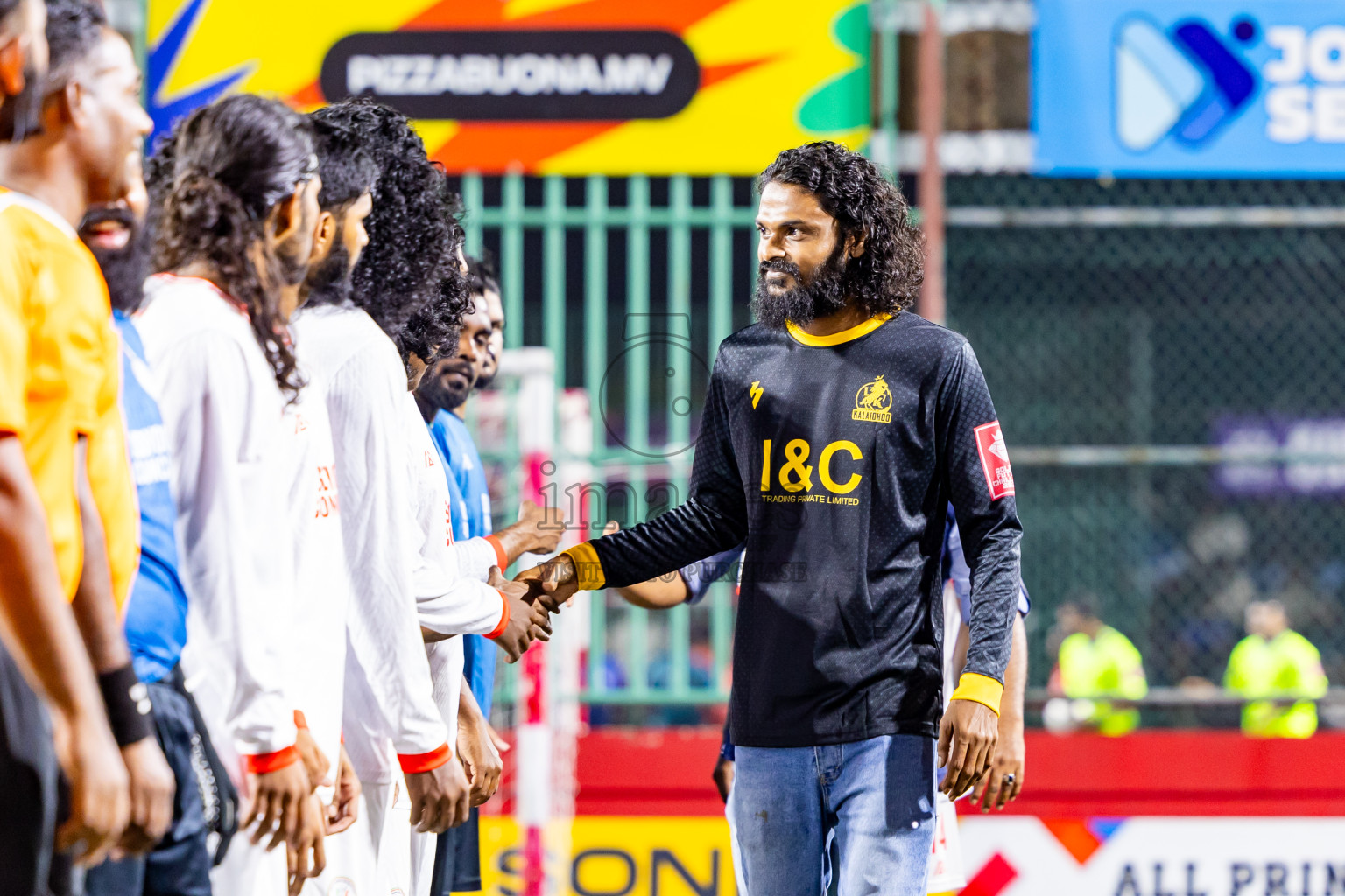 R Kalaidhoo vs R Isdhoo in Day 14 of Golden Futsal Challenge 2025 was held on Saturday, 18th January 2025, in Hulhumale', Maldives. Photos: Nausham Waheed / images.mv