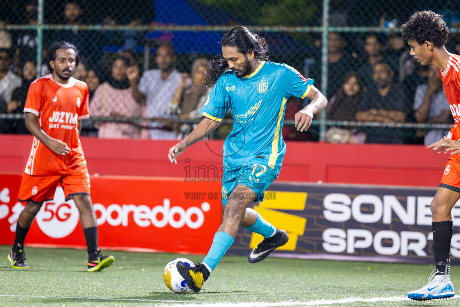 L Maavah VS L Gan in Day 8 of Golden Futsal Challenge 2025 was held on Sunday, 12th January 2025, in Hulhumale', Maldives
Photos: Ismail Thoriq / images.mv