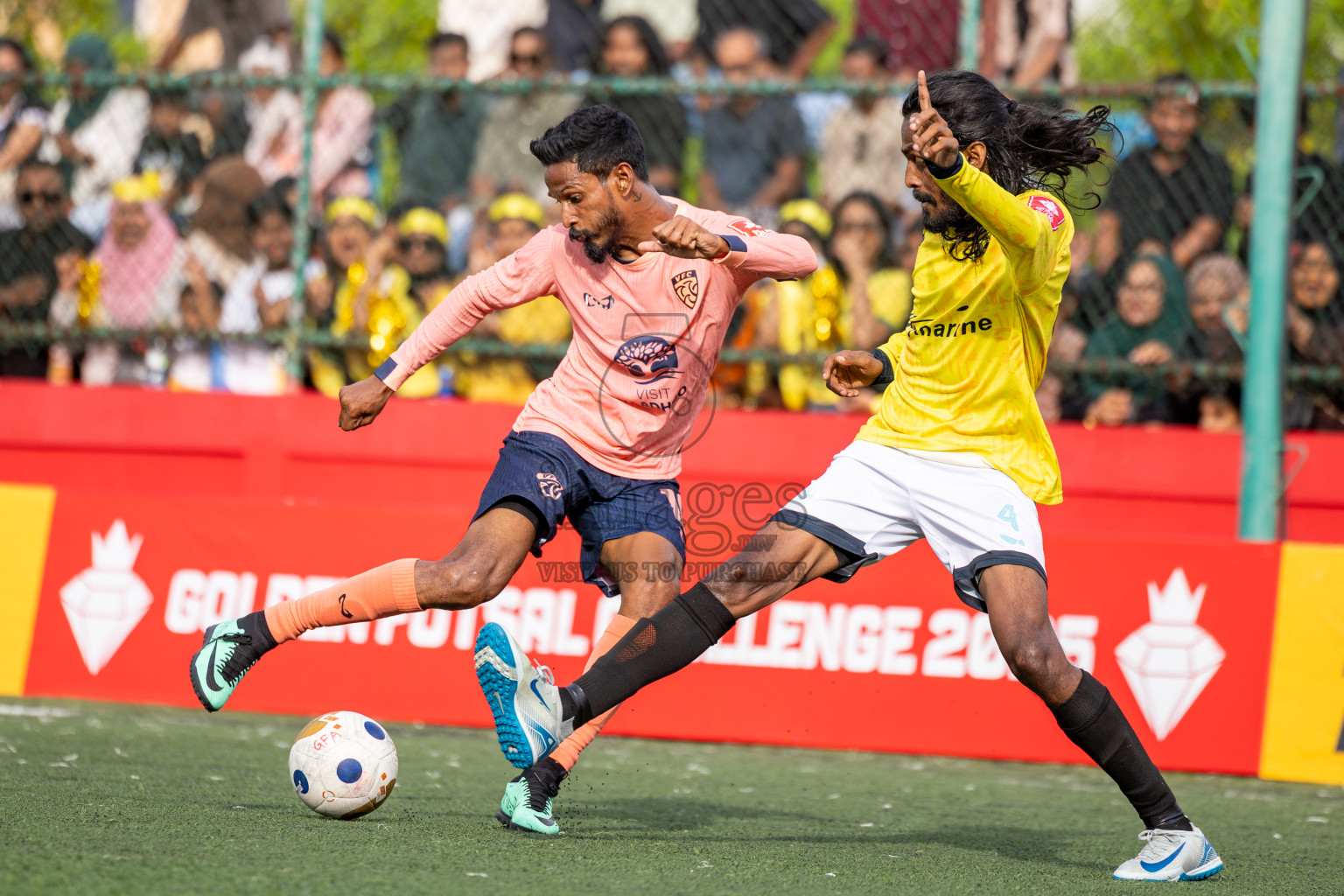 GDh Vaadhoo vs GDh Gadhdhoo in Day 12 of Golden Futsal Challenge 2025 was held on Thursday, 16th January 2025, in Hulhumale', Maldives Photos: Ismail Thoriq / images.mv