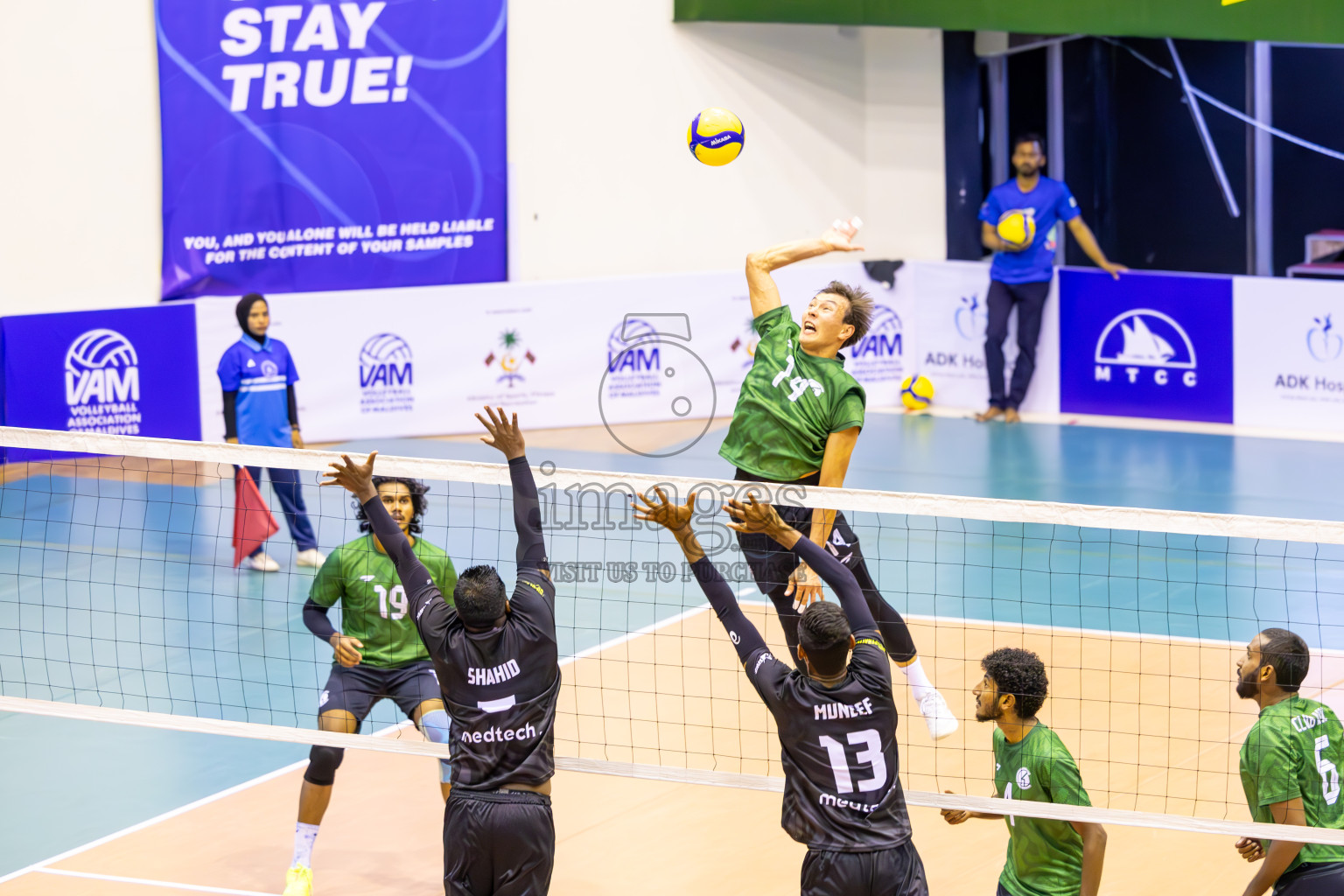 Final of MILO VAM Cup 2024 (Men's Division) was held in Social Center Indoor Hall on Monday, 4th November 2024. 
Photos: Ismail Thoriq / images.mv