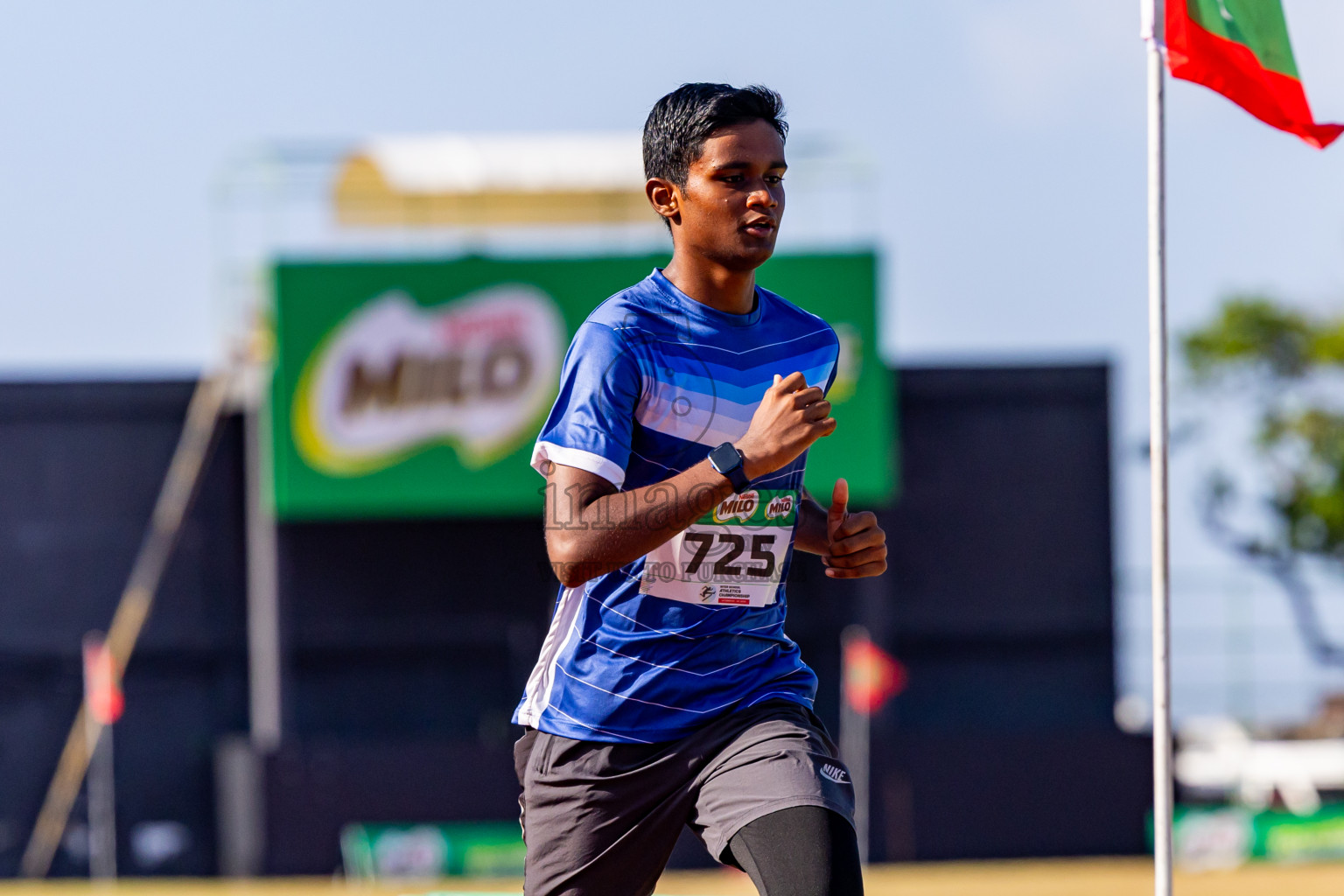 Day 3 of Inter-school Athletics Championship 2025 held in Ekuveni Synthetic Track, Male', Maldives on Wednesday, 08th October 2025. Photos by: Nausham Waheed / Images.mv