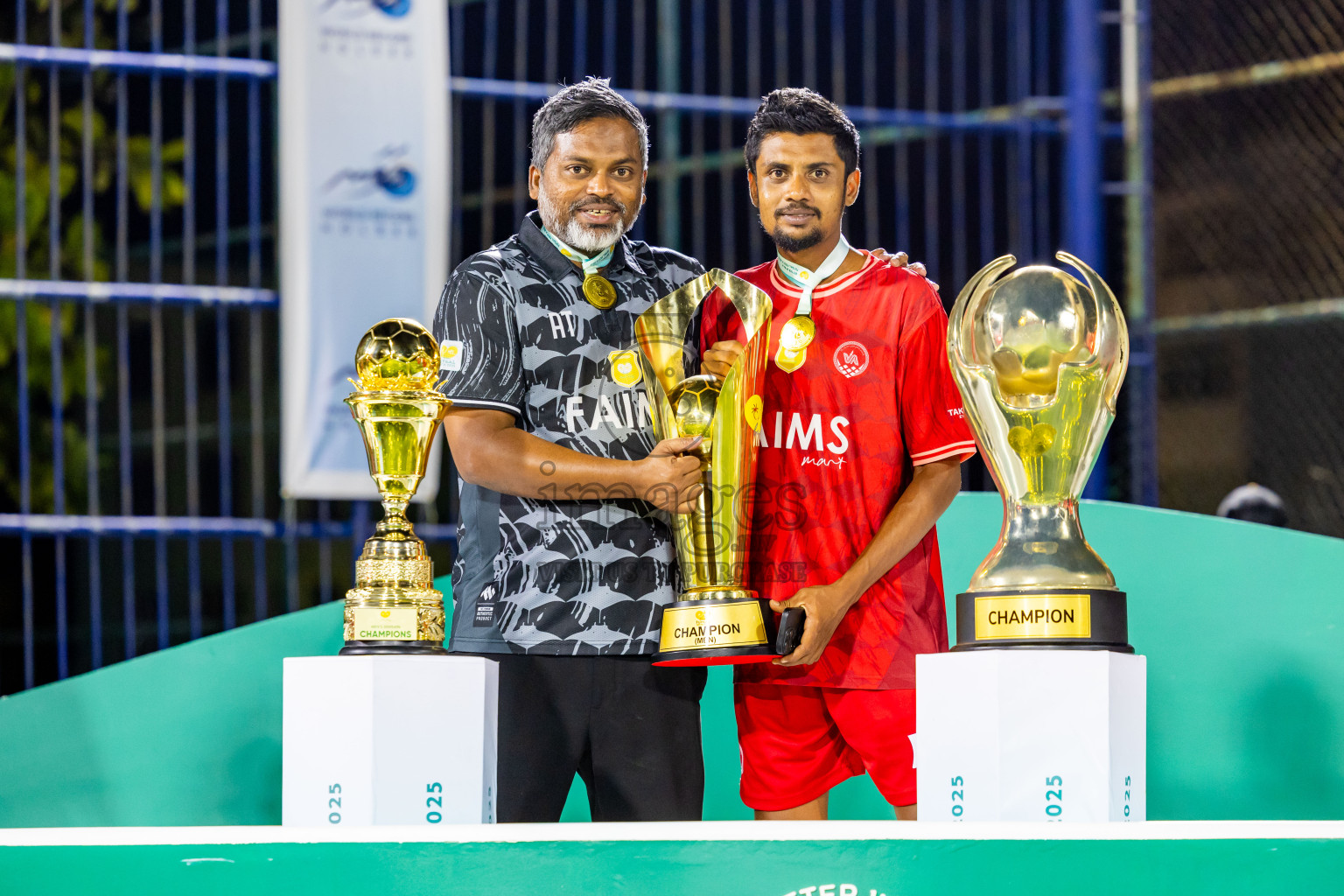 Closing Ceremony of Better in Baa Futsal Fiesta 2025 held in B. Eydhafushi, Maldives on Monday, 17th November 2025. Photos: Nausham Waheed / images.mv