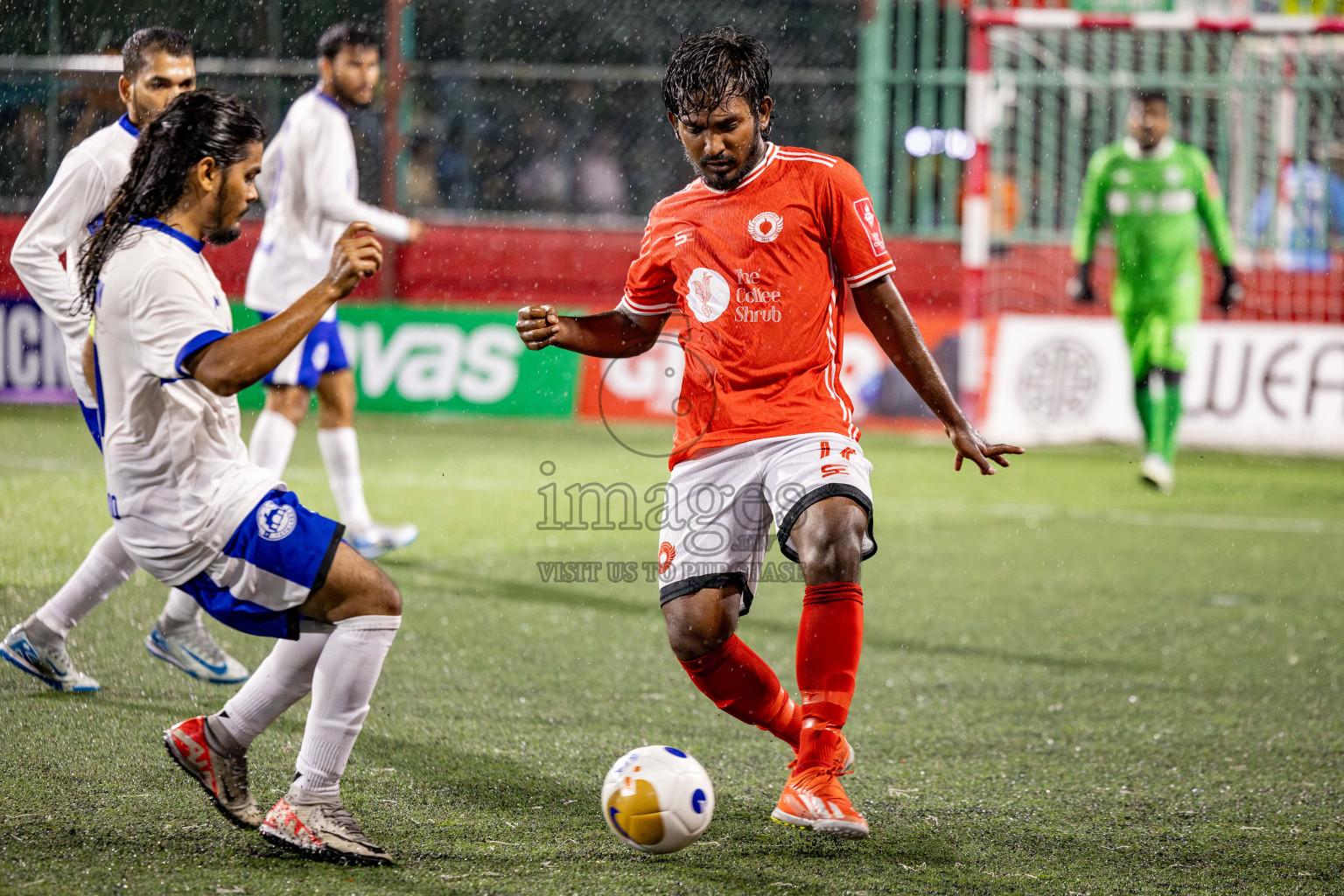 Th. Veymandoo VS Th. Kandoodhoo in Day 18 of Golden Futsal Challenge 2025 was held on Wednesday, 22nd January 2025, in Hulhumale', Maldives. Photos: Nausham Waheed / images.mv