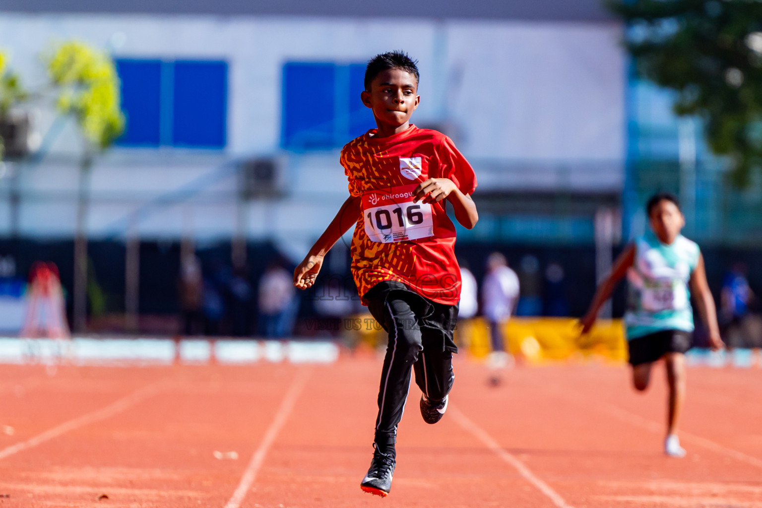 Day 1 of Inter-school Athletics Championship 2025 held in Ekuveni Synthetic Track, Male', Maldives on Monday, 06th October 2025. Photos by: Nausham Waheed / Images.mv