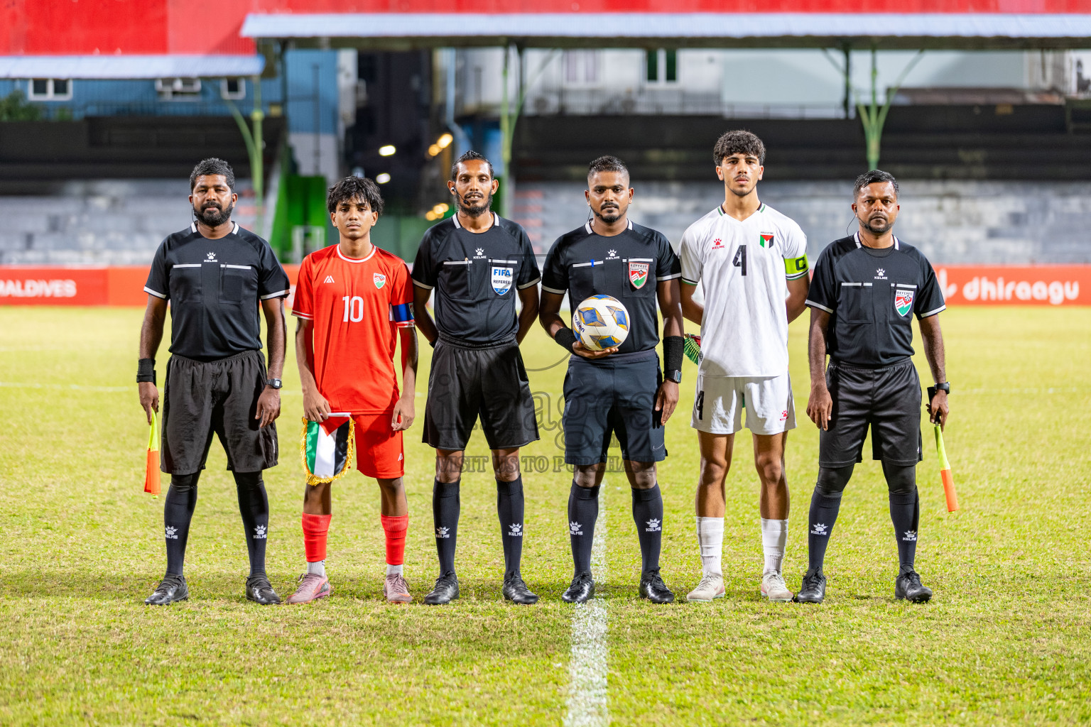 Maldives vs Palestine in the second under 17 friendly held in National Football Stadium, Male', Maldives on Saturday, 15 November 2025. 
Photos: Mohamed Mahfooz Moosa / Images.mv