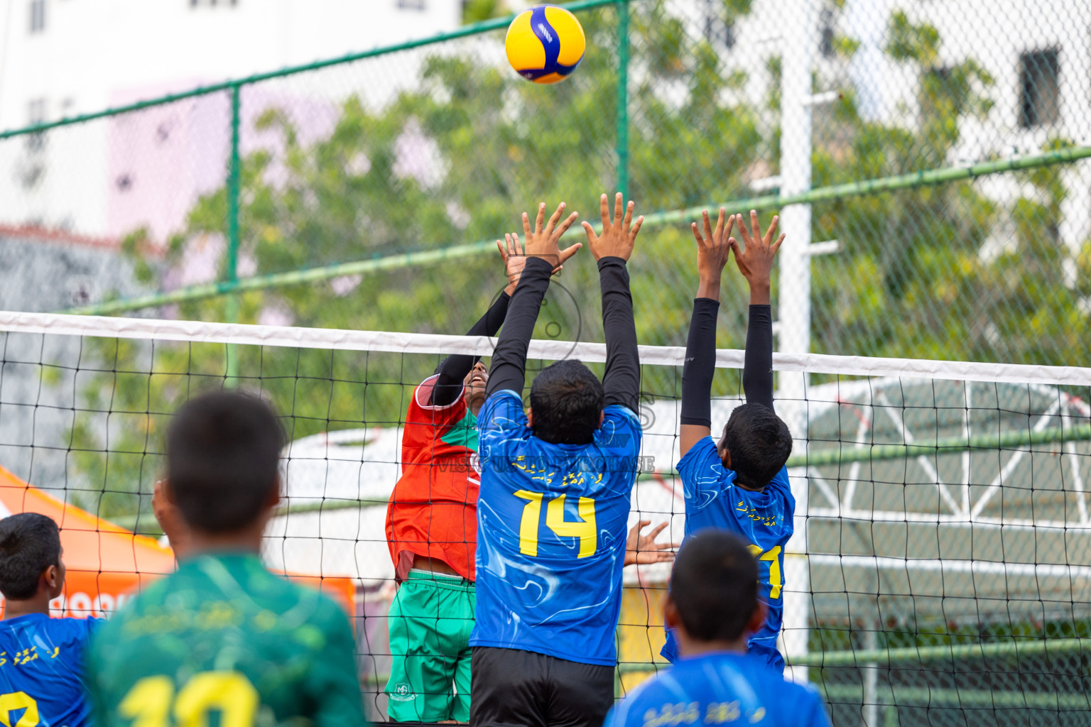 Day 5 of Interschool Volleyball Tournament 2024 was held in Ekuveni Volleyball Court at Male', Maldives on Wednesday, 27th November 2024.
Photos: Ismail Thoriq / images.mv