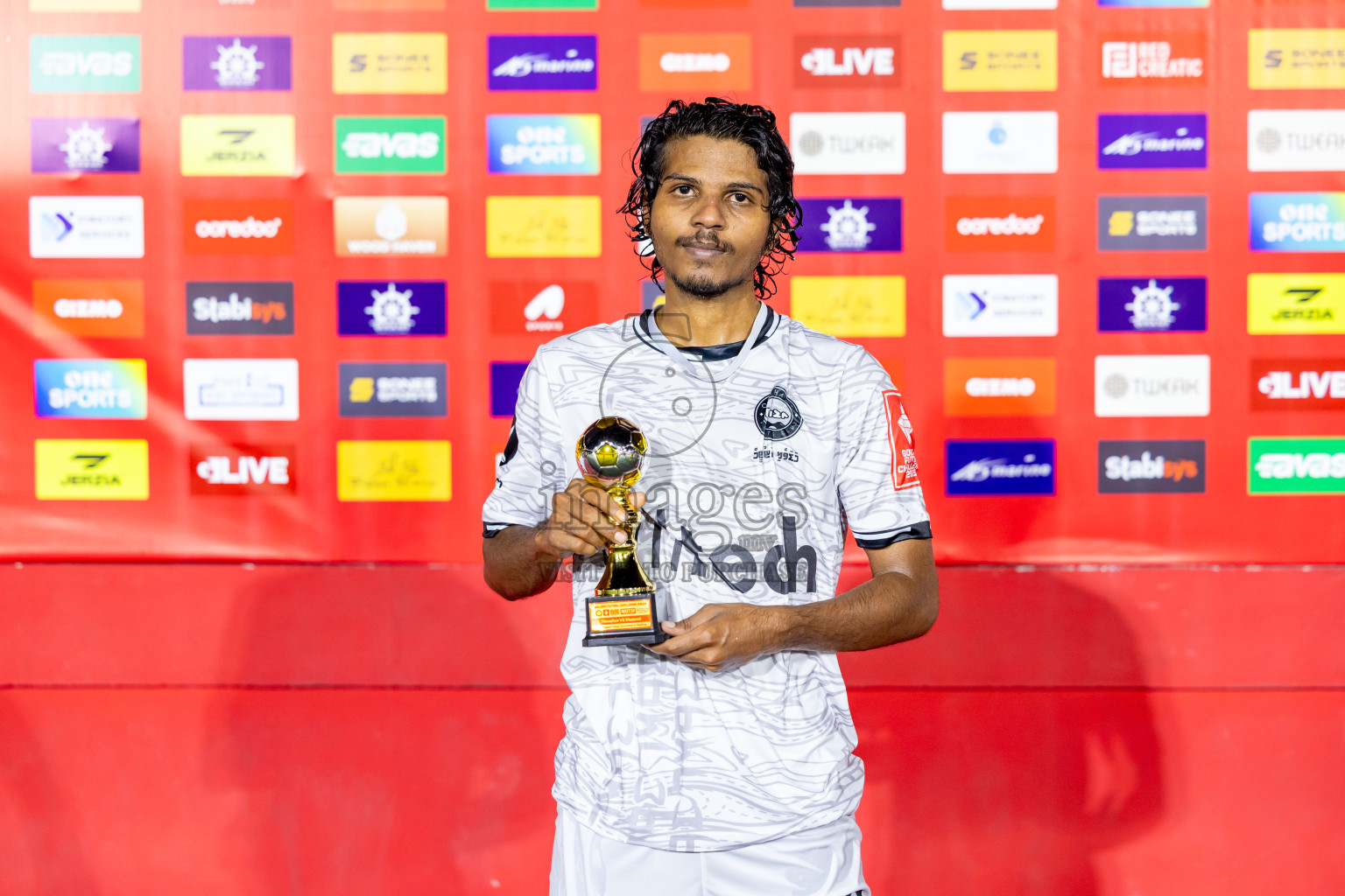 GDh Madaveli VS GDh Thinadhoo in Day 7 of Golden Futsal Challenge 2025 was held on Saturday, 11th January 2025, in Hulhumale', Maldives Photos: Nausham Waheed / images.mv