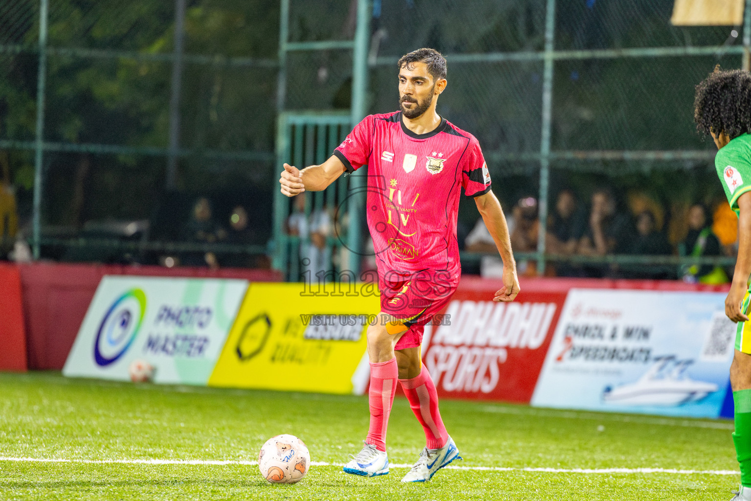Club WAMCO vs Gas RC in Day 9 of Club Maldives Cup 2025 was held in Rehendhi Futsal Ground, Hulhumale', Maldives on Thursday, 9th October 2025. 
Photos: Ismail Thoriq / images.mv