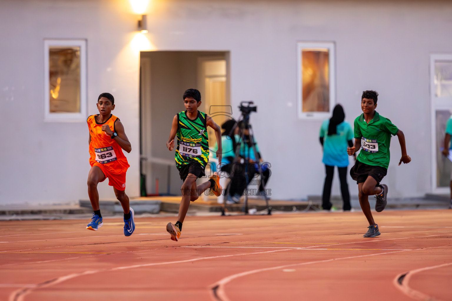 Day 1 of MWSC Interschool Athletics Championships 2024 held in Hulhumale Running Track, Hulhumale, Maldives on Saturday, 9th November 2024. Photos by: Ismail Thoriq / Images.mv