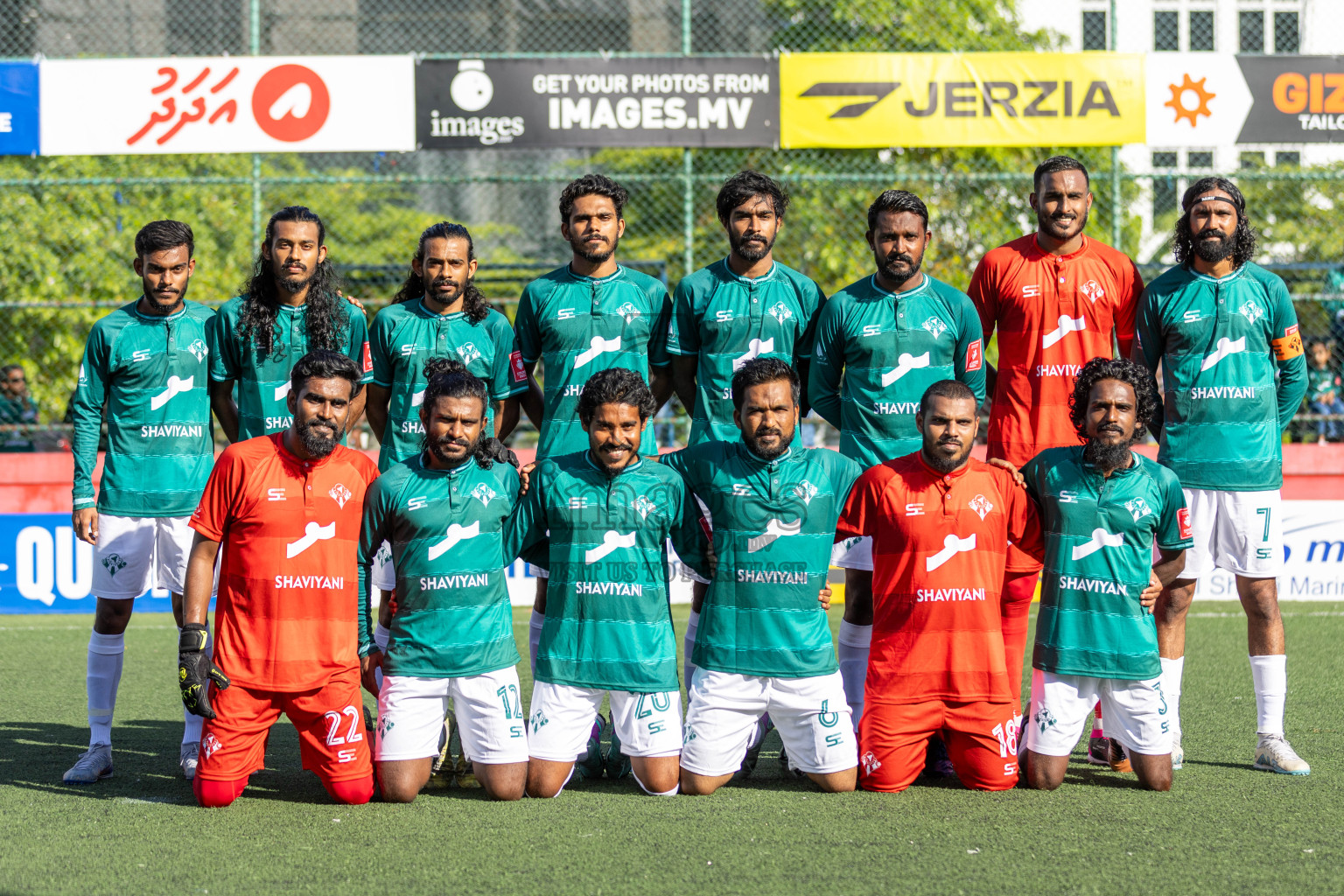 Th. Kinbidhoo vs Th. Vilufushi in Day 6 of Golden Futsal Challenge 2024 was held on Saturday, 20th January 2024, in Hulhumale', Maldives 
Photos: Hassan Simah / images.mv