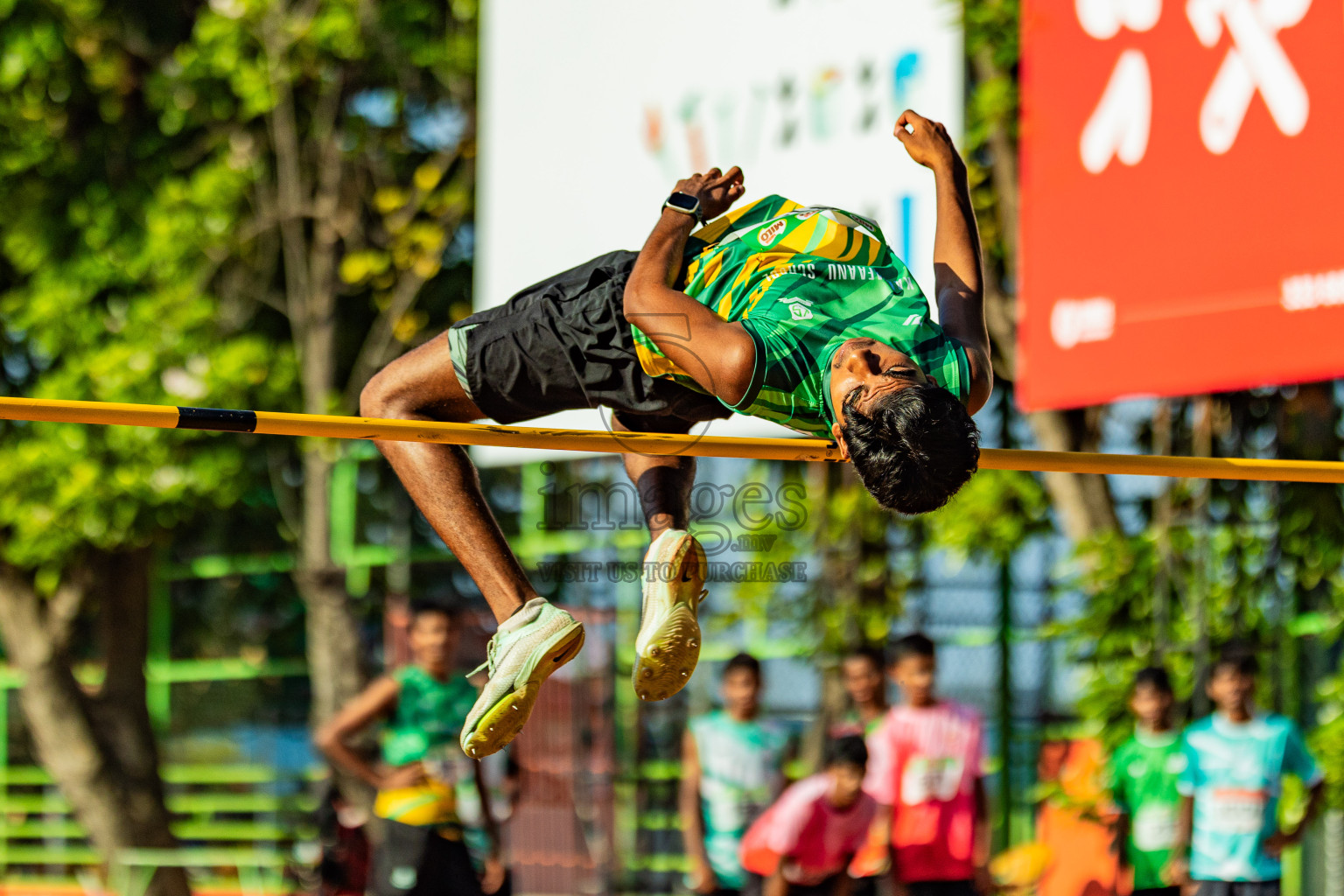 Day 2 of Inter-school Athletics Championship 2025 held in Ekuveni Synthetic Track, Male', Maldives on Tuesday, 07th October 2025. Photos by: Areef Adam / Images.mv