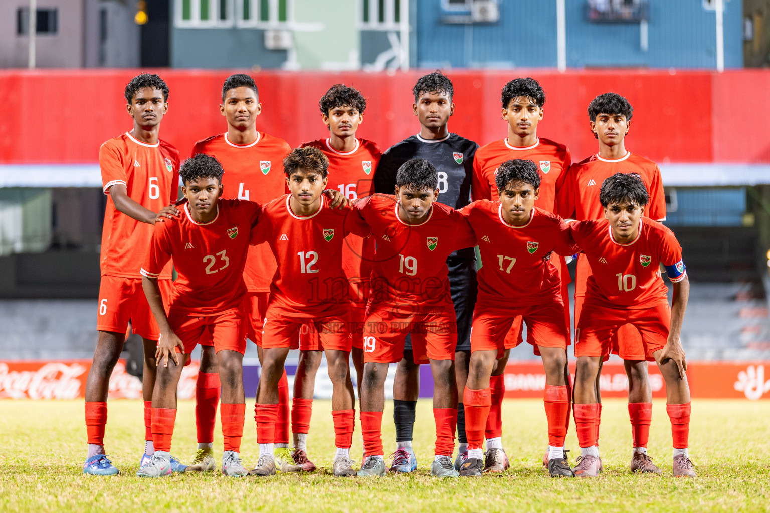 Maldives vs Palestine in the second under 17 friendly held in National Football Stadium, Male', Maldives on Saturday, 15 November 2025. 
Photos: Mohamed Mahfooz Moosa / Images.mv