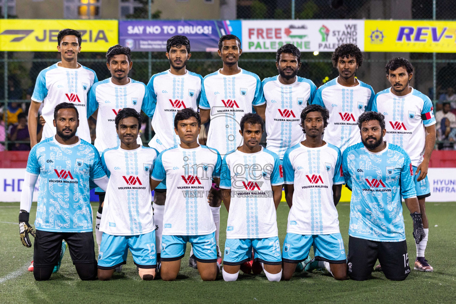 HA Thakandhoo vs HA Dhidhdhoo in Day 5 of Golden Futsal Challenge 2024 was held on Friday, 19th January 2024, in Hulhumale', Maldives
Photos: Ismail Thoriq / images.mv