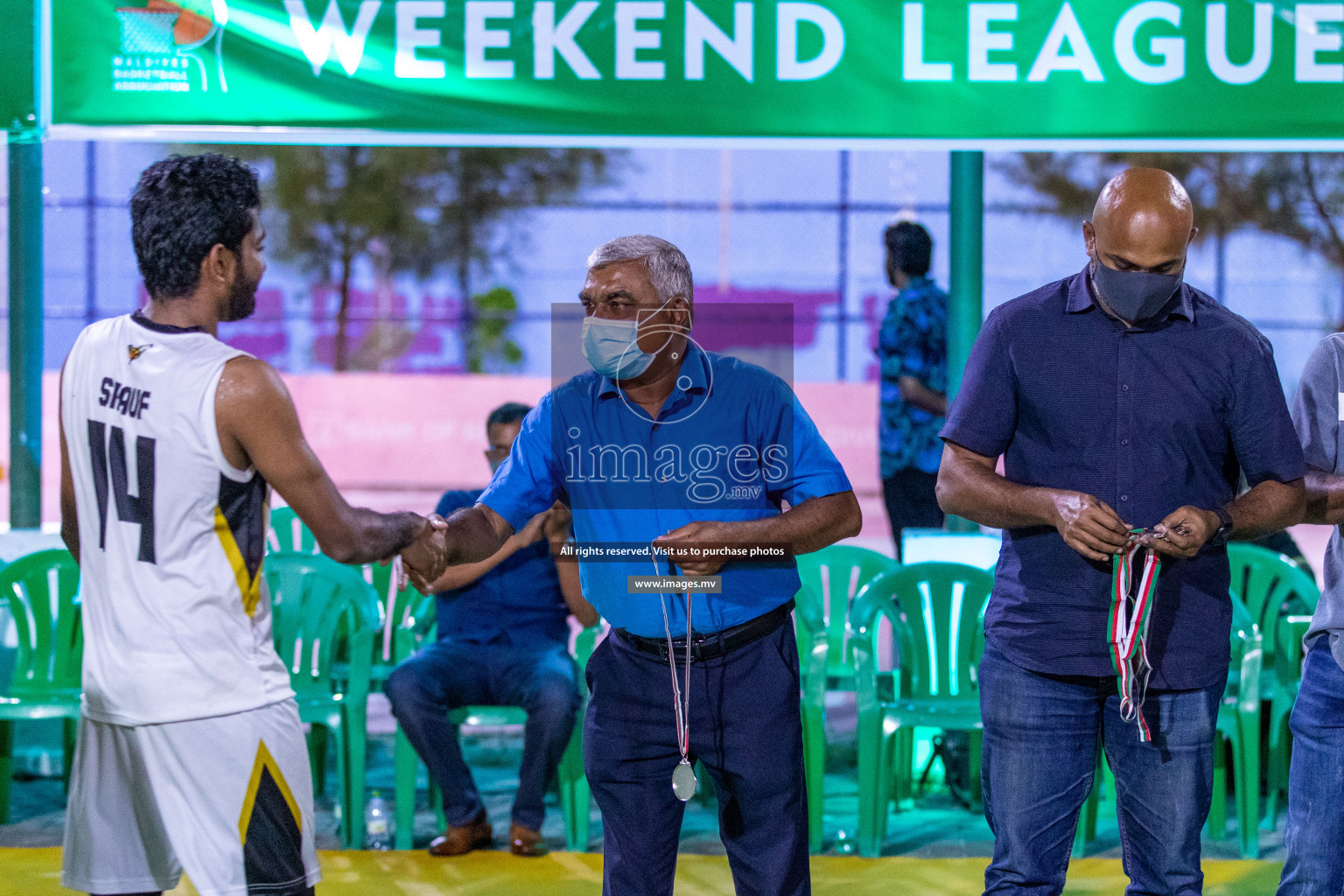 Finals of Weekend League 2021 was held on Monday, 6th December 2021, at Ekuveni Outdoor Basketball court Photos: Ismail Thoriq / images.mv