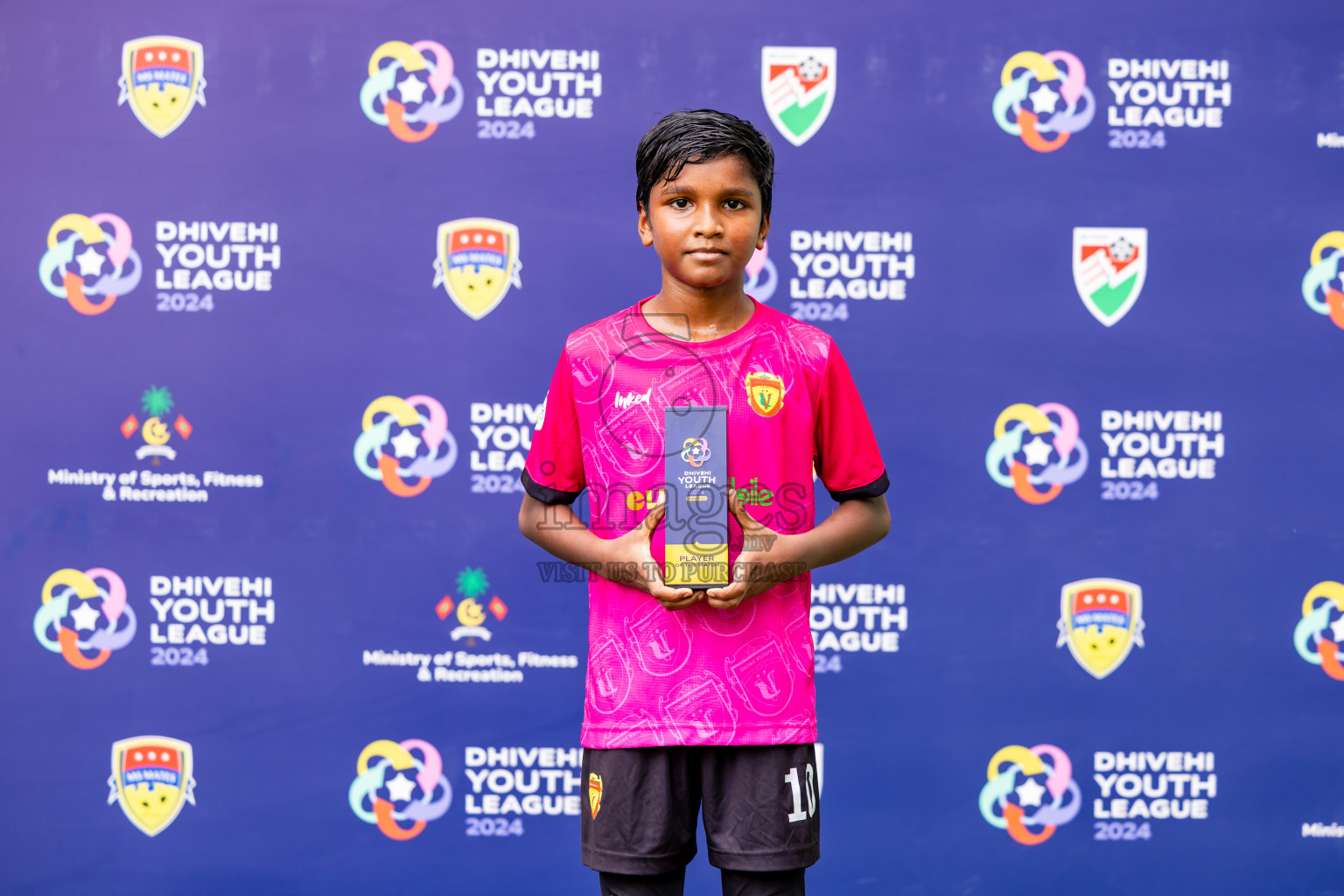 Club Eagles vs United Victory (U12) in Day 11 of Dhivehi Youth League 2024 held at Henveiru Stadium on Tuesday, 17th December 2024. Photos: Nausham Waheed / Images.mv